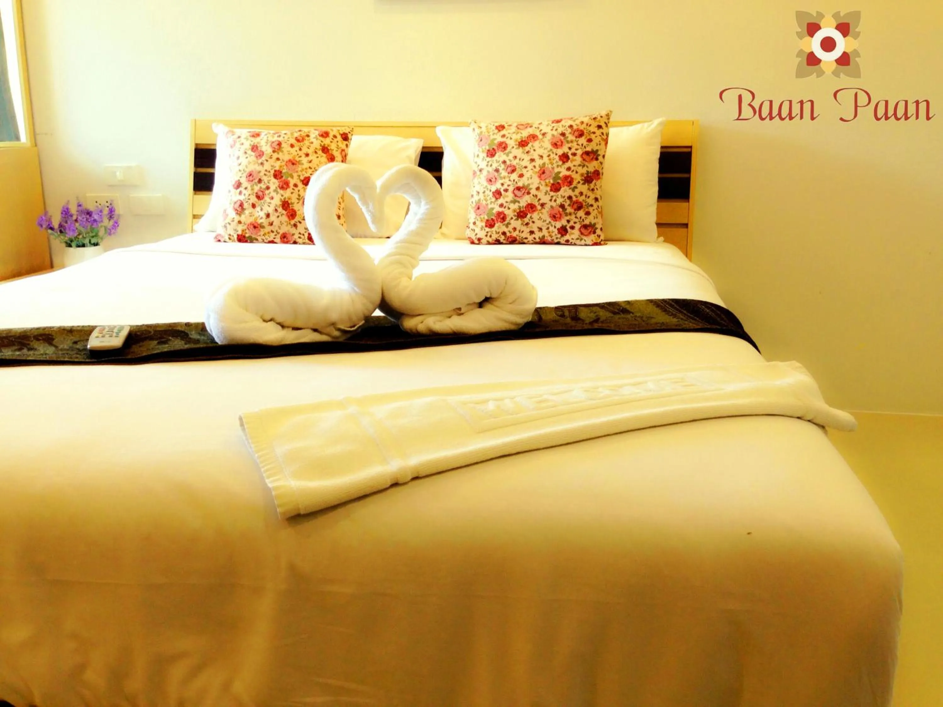 Bed in Baan Paan Hua Hin