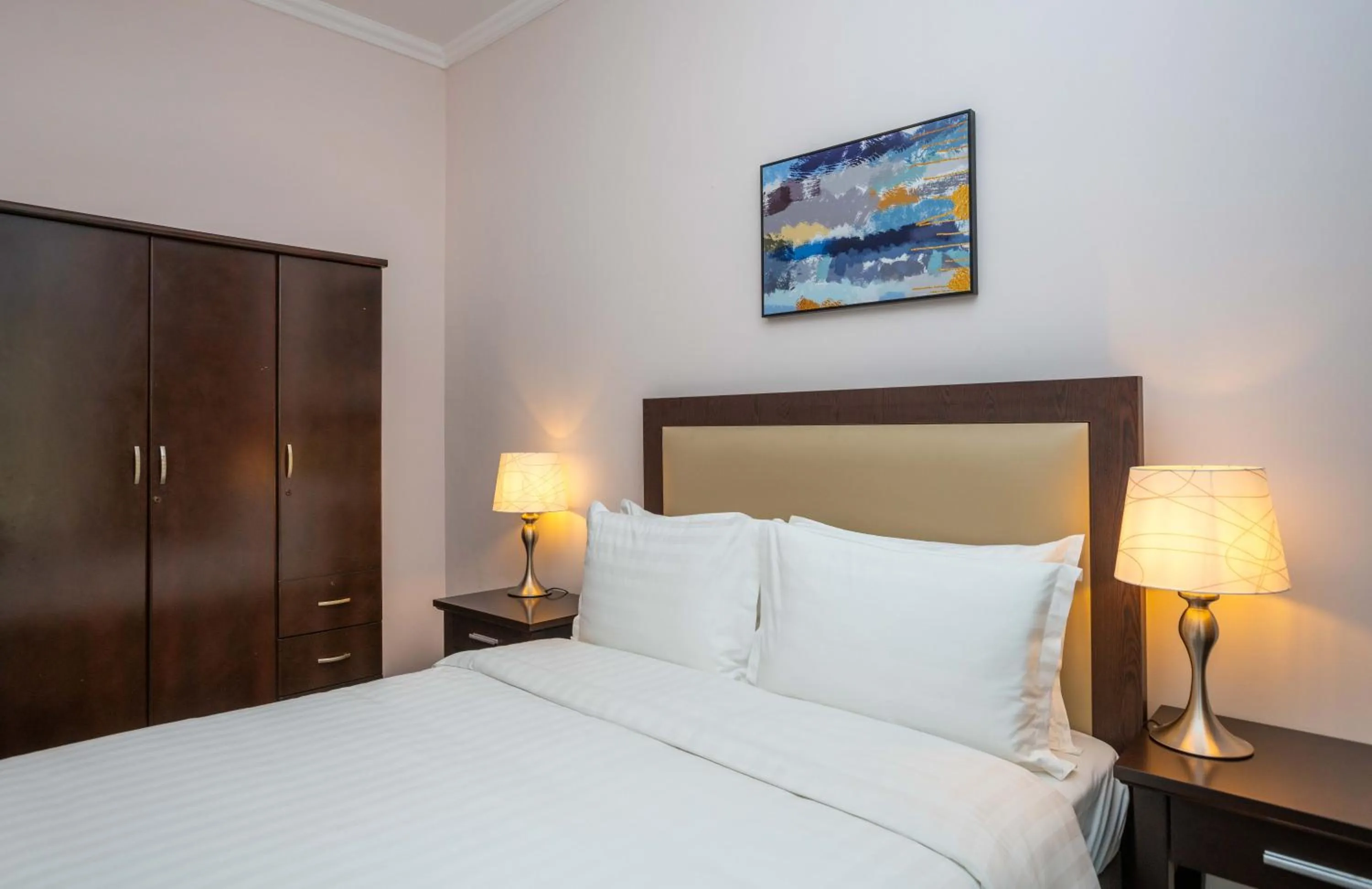 Bed in Ezdan Residence