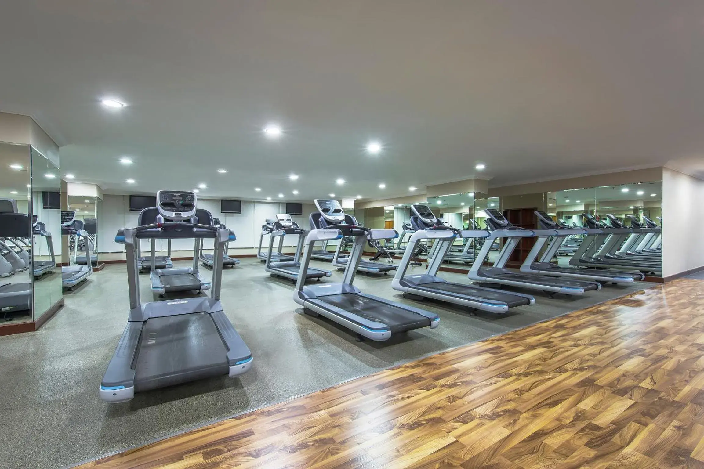 Fitness centre/facilities in Ezdan Residence Fitness centre/facilities in Ezdan Residence