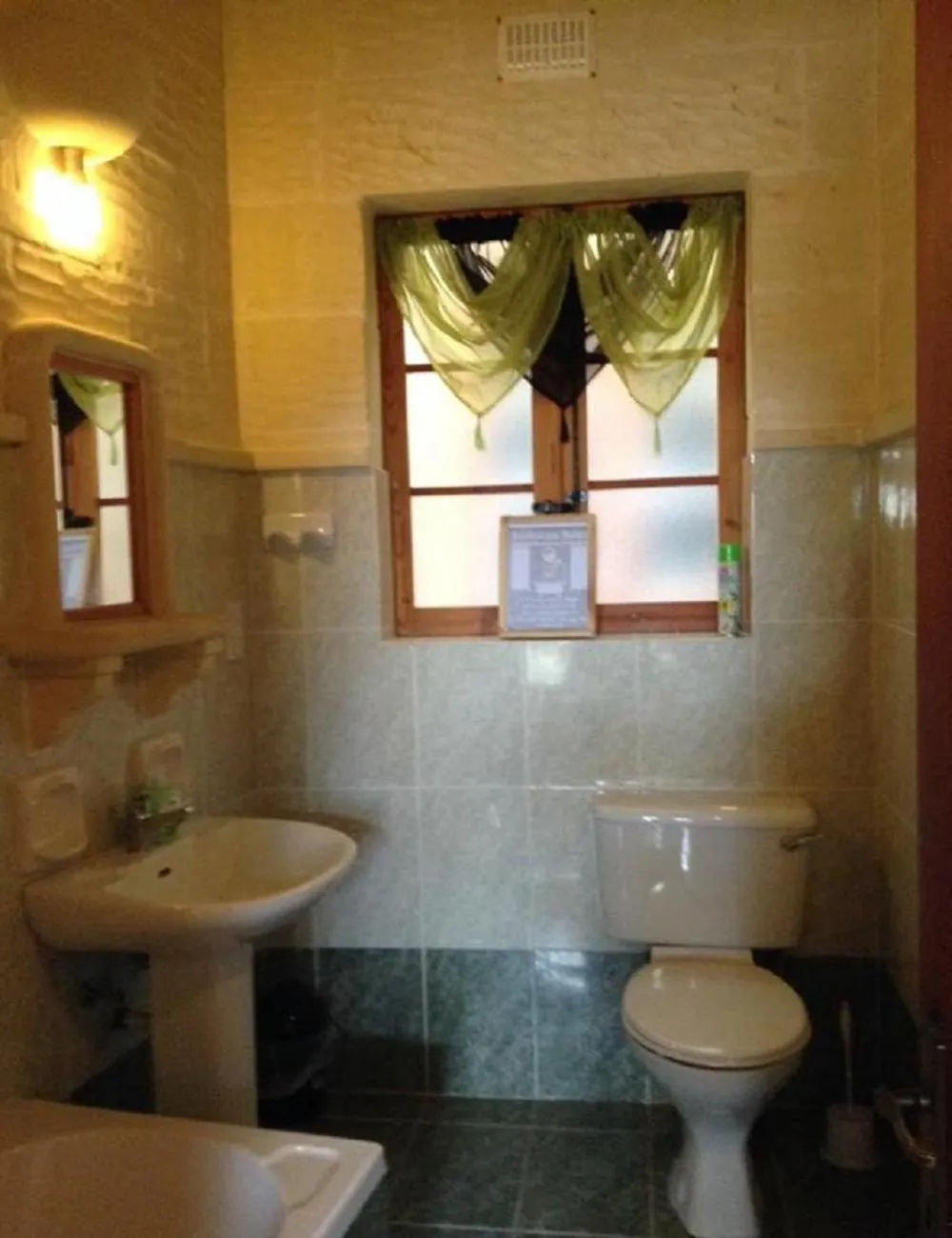 Bathroom in Ta' Karkar Villa Bed and Breakfast