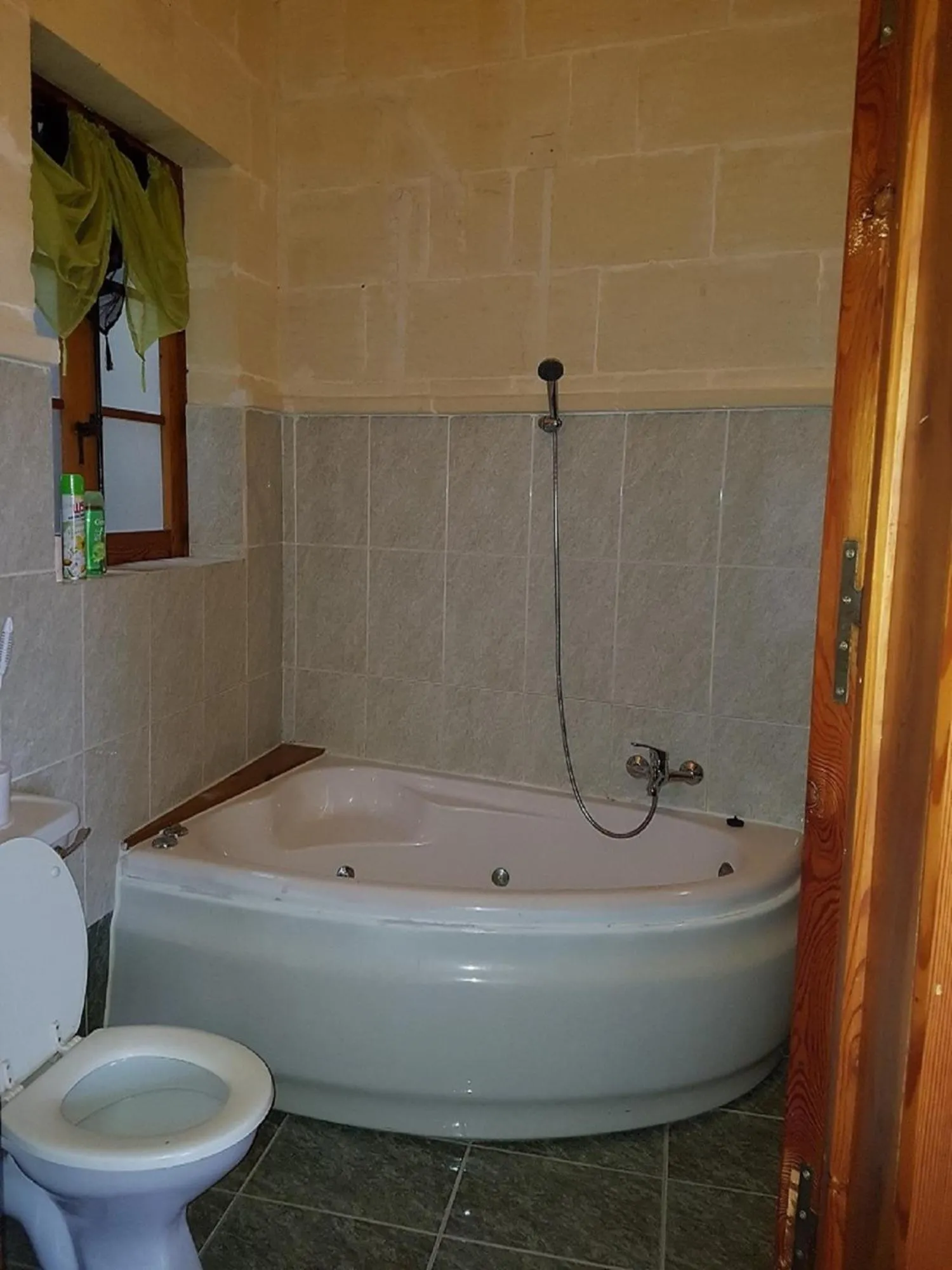 Bathroom in Ta' Karkar Villa Bed and Breakfast