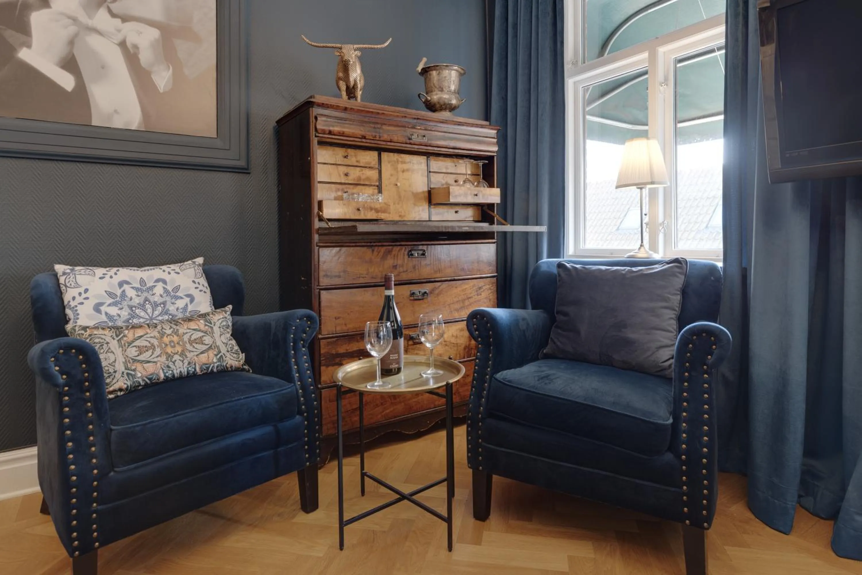 Seating area in Cameo Boutique Hotell