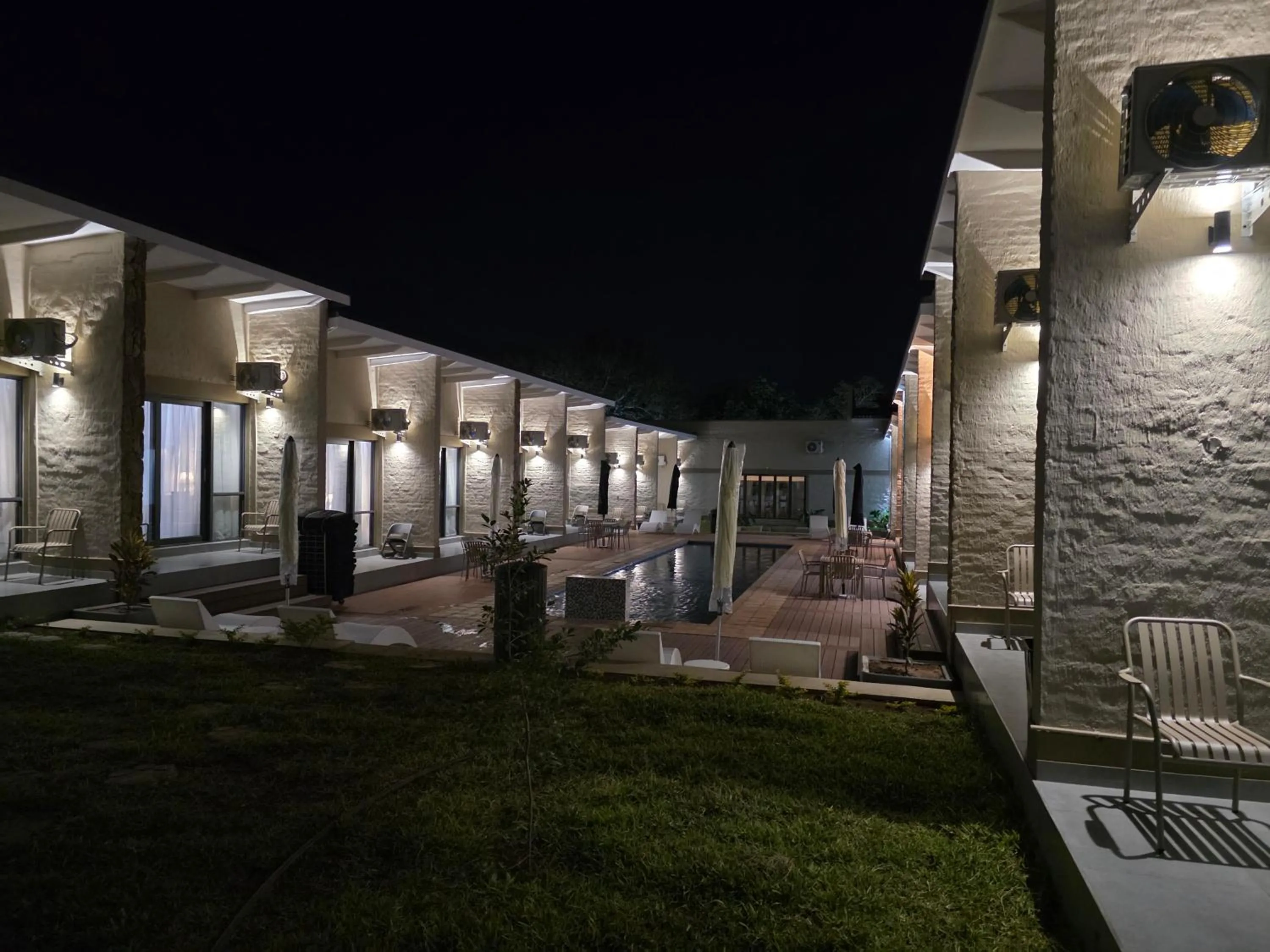 Property building in Savanna68 Hotel