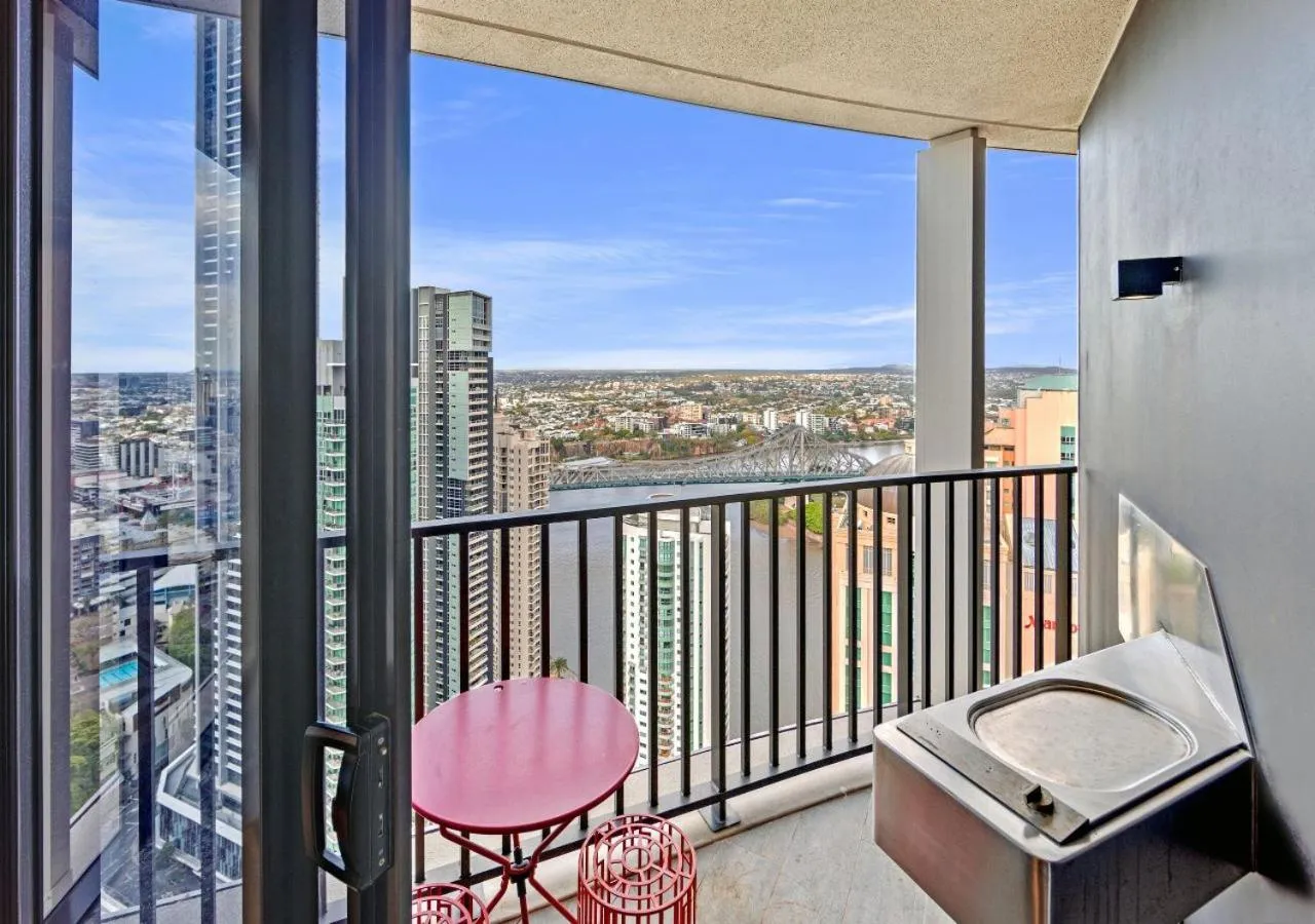 Balcony/Terrace in Spire Residences by CLLIX