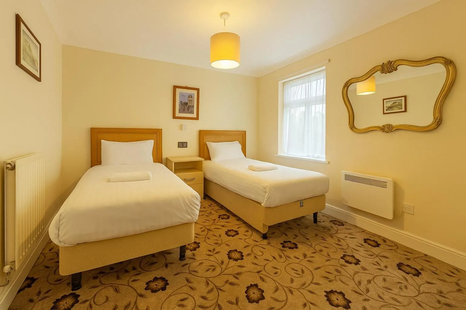 Bedroom, Bed in The Amara Inn