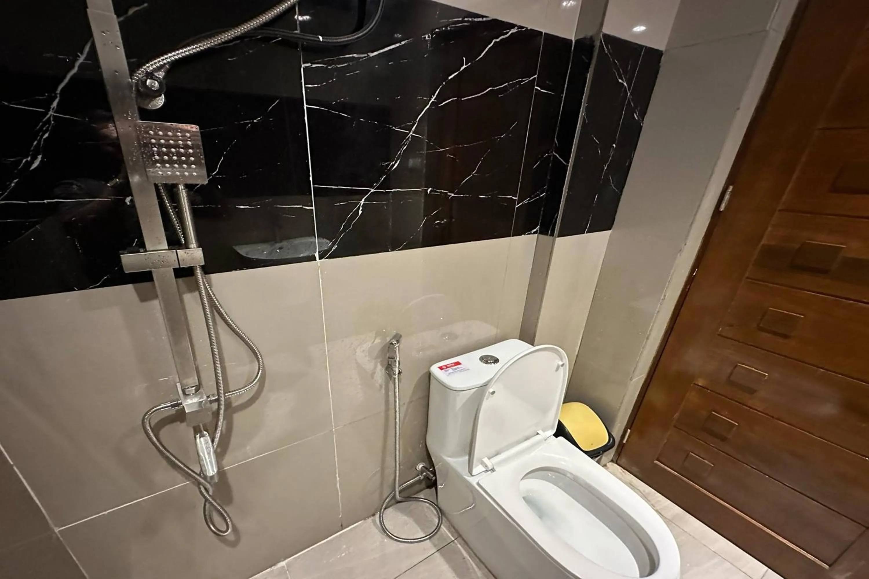 Toilet in White-Beach Hideaway Resort Puerto Galera
