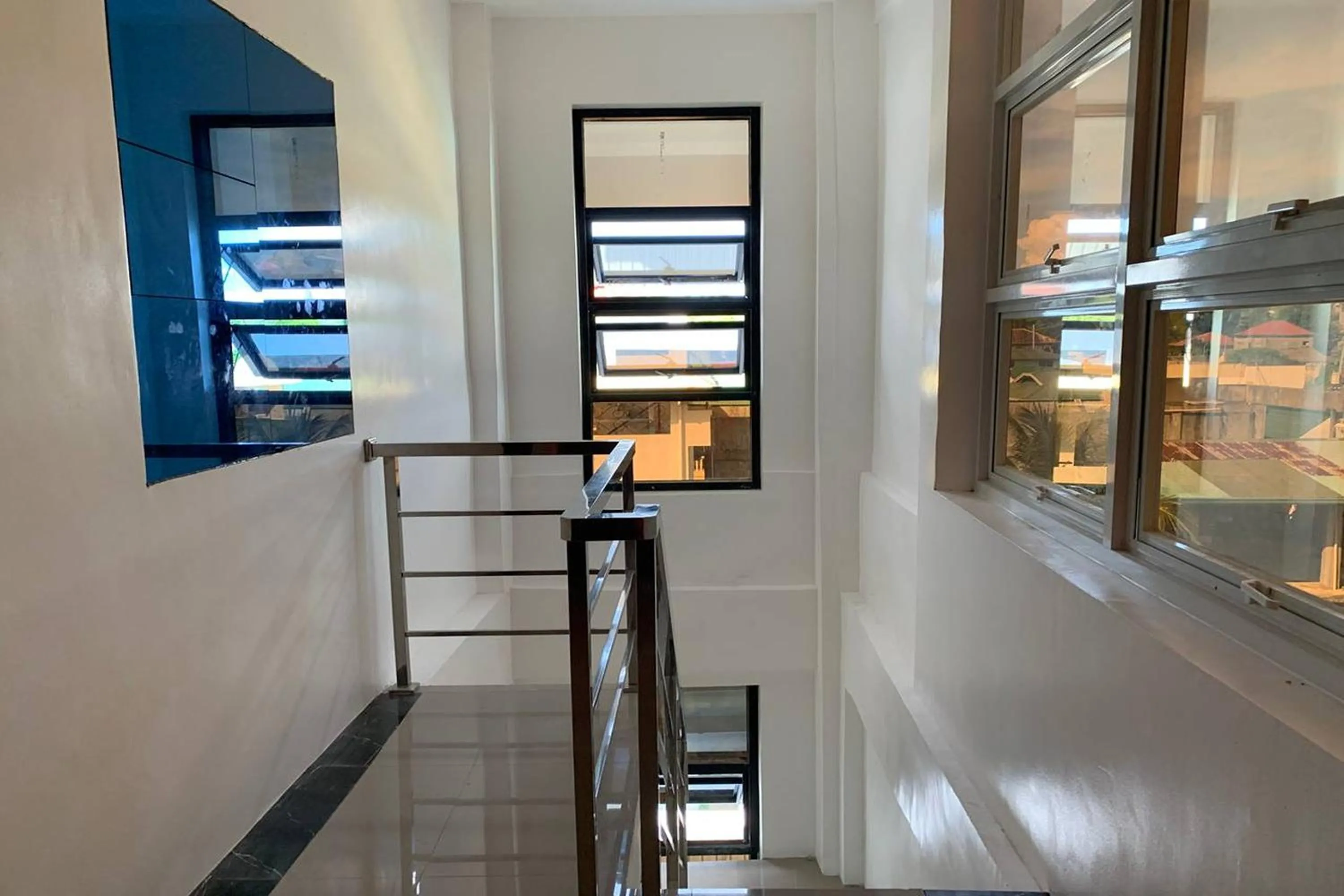 TV and multimedia in White-Beach Hideaway Resort Puerto Galera
