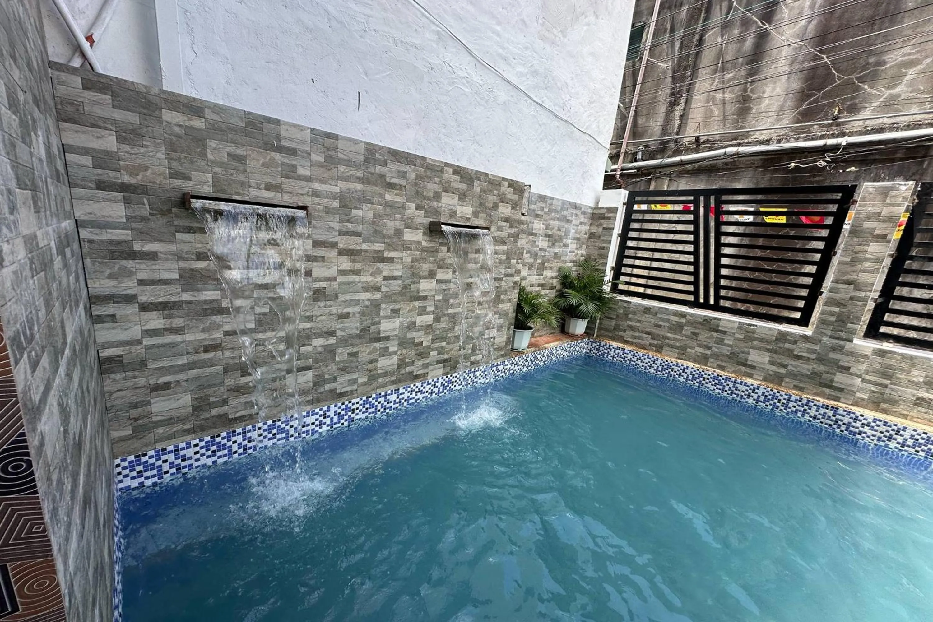 Swimming pool in White-Beach Hideaway Resort Puerto Galera