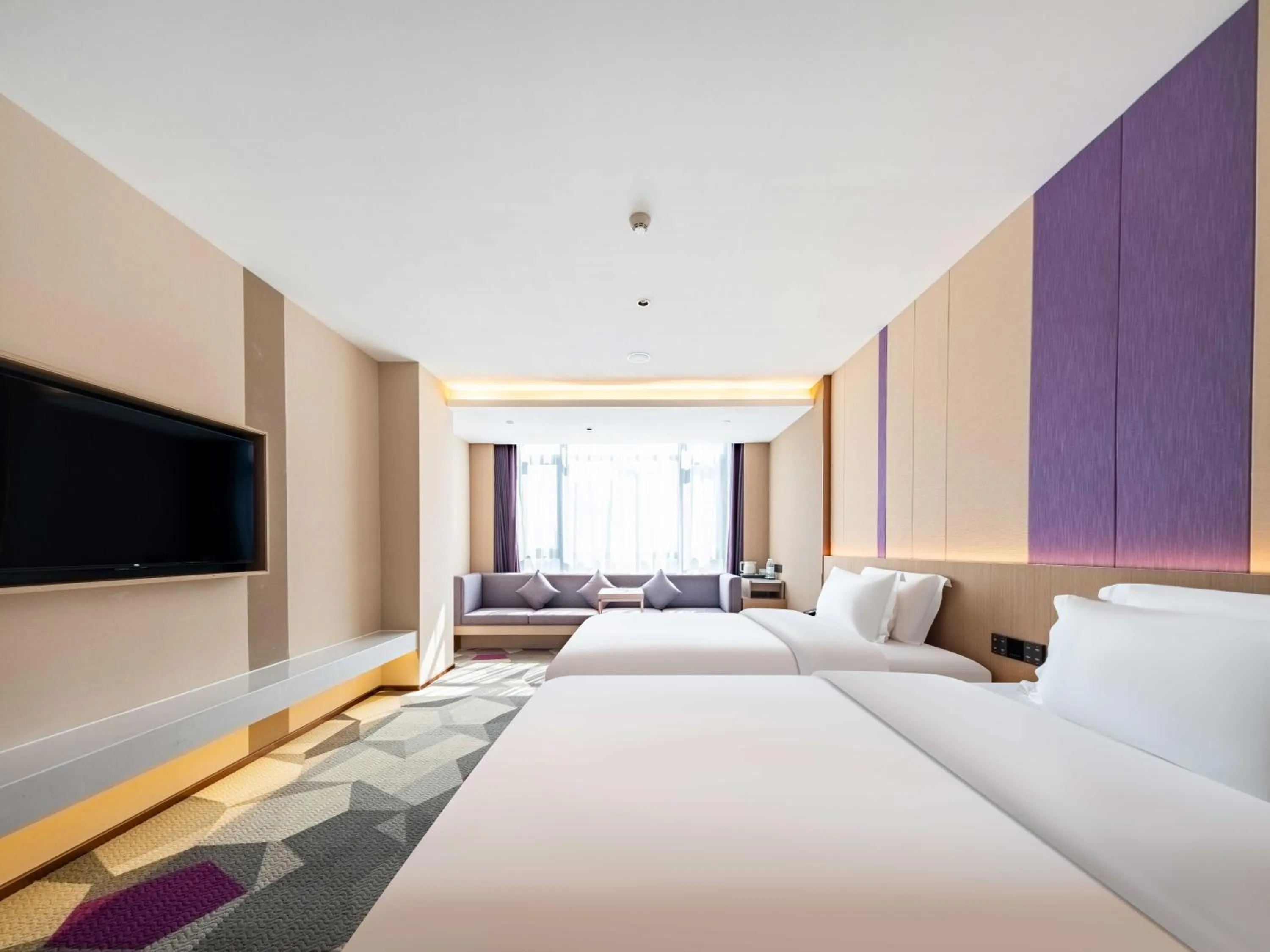 Photo of the whole room, Bed in Lavande Hotel Dongguan Dongkeng