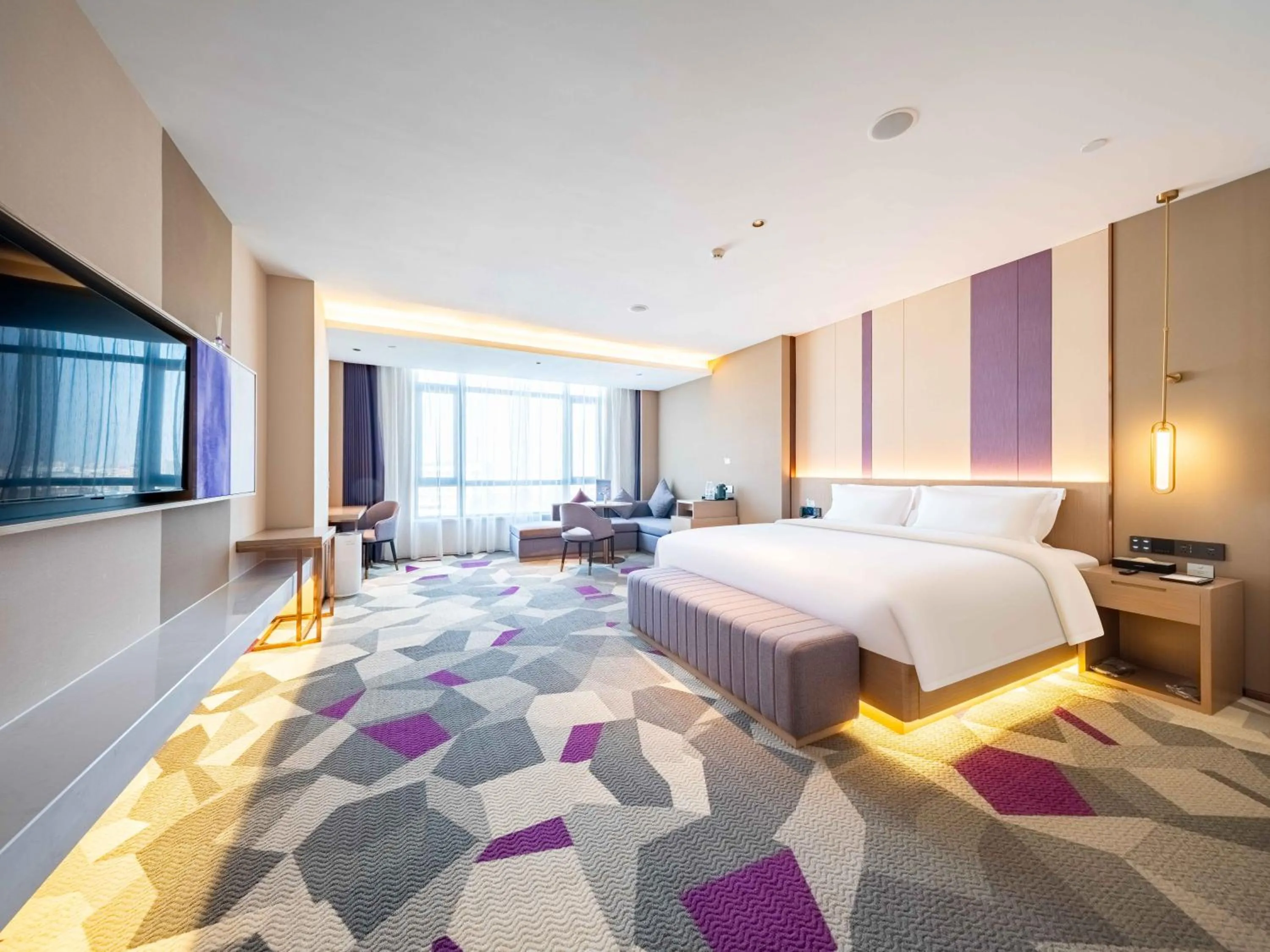 Photo of the whole room, Bed in Lavande Hotel Dongguan Dongkeng