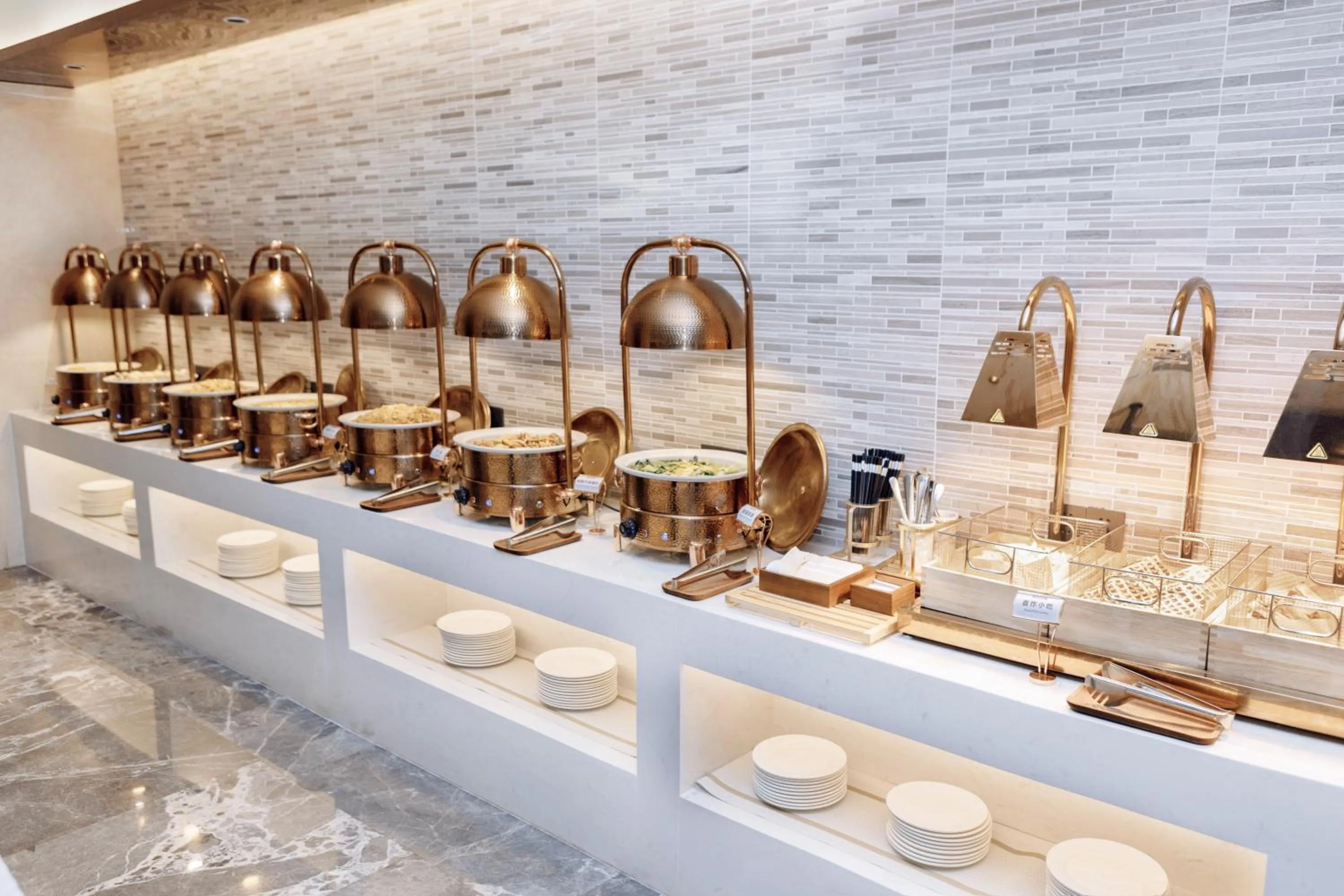 Restaurant/places to eat in Lavande Hotel Dongguan Dongkeng