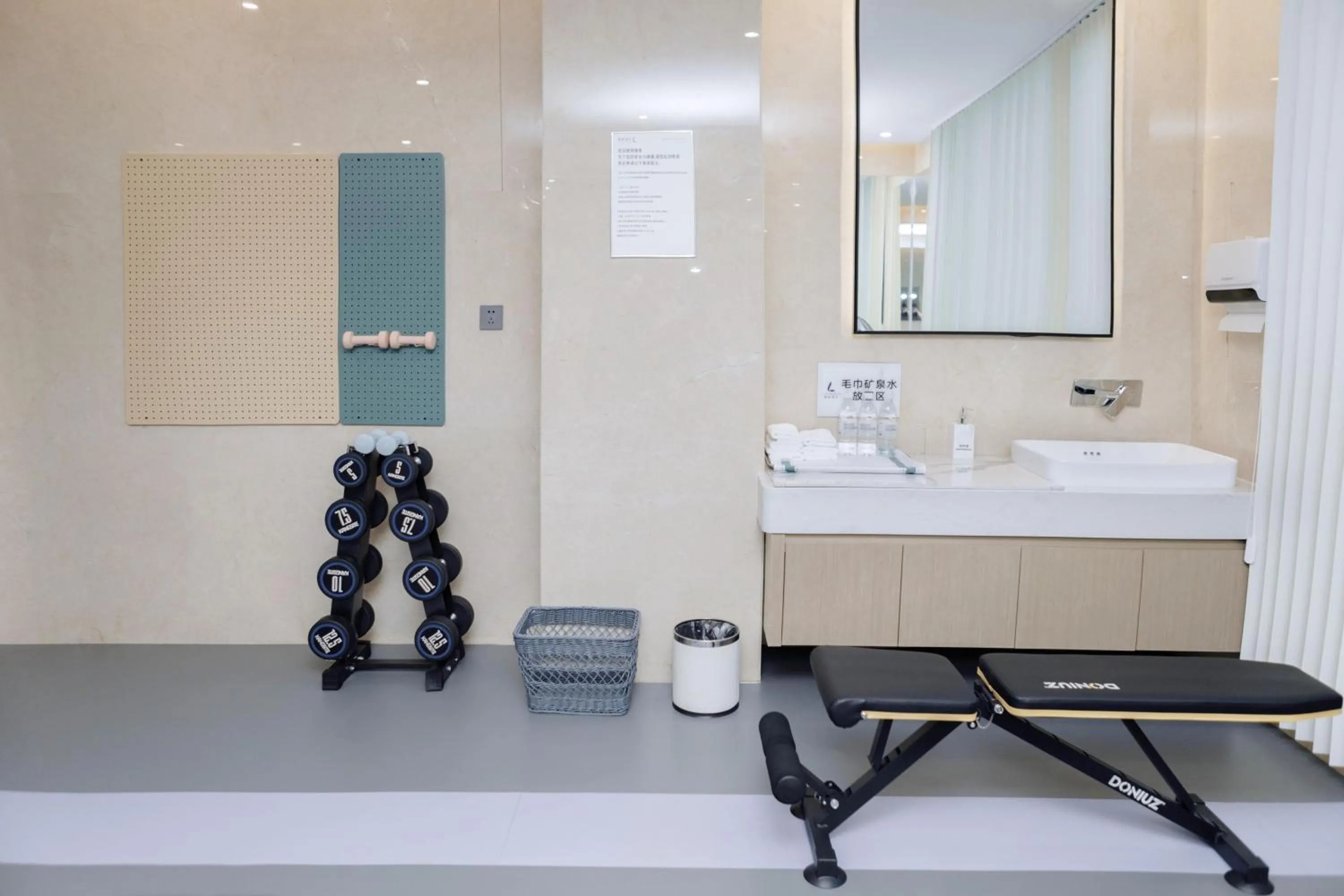 Fitness centre/facilities in Lavande Hotel Dongguan Dongkeng