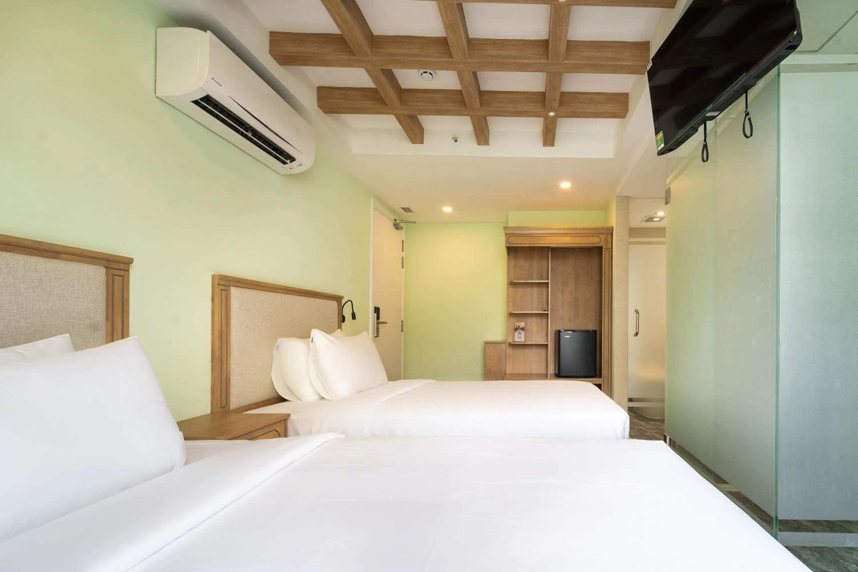 Photo of the whole room, Bed in Nicecy Hotel - Trương Quyền
