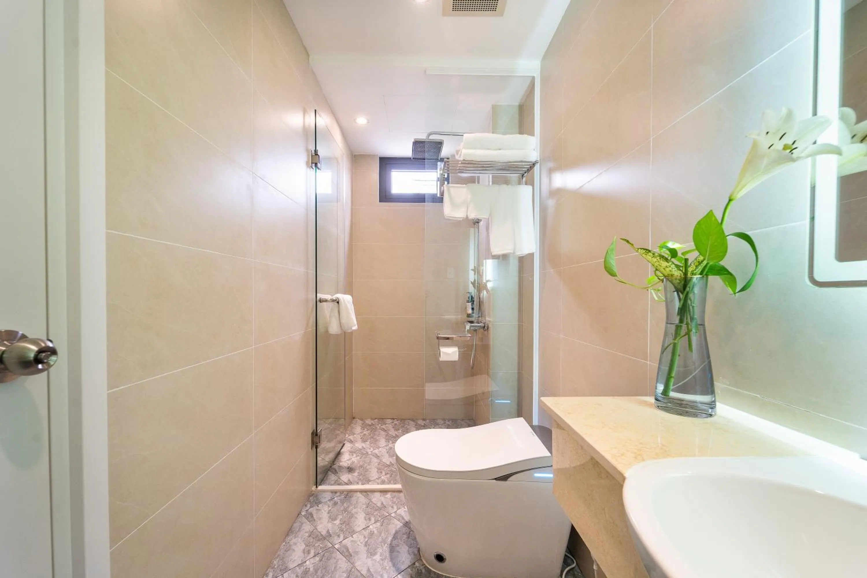 Bathroom in Nicecy Hotel - Trương Quyền