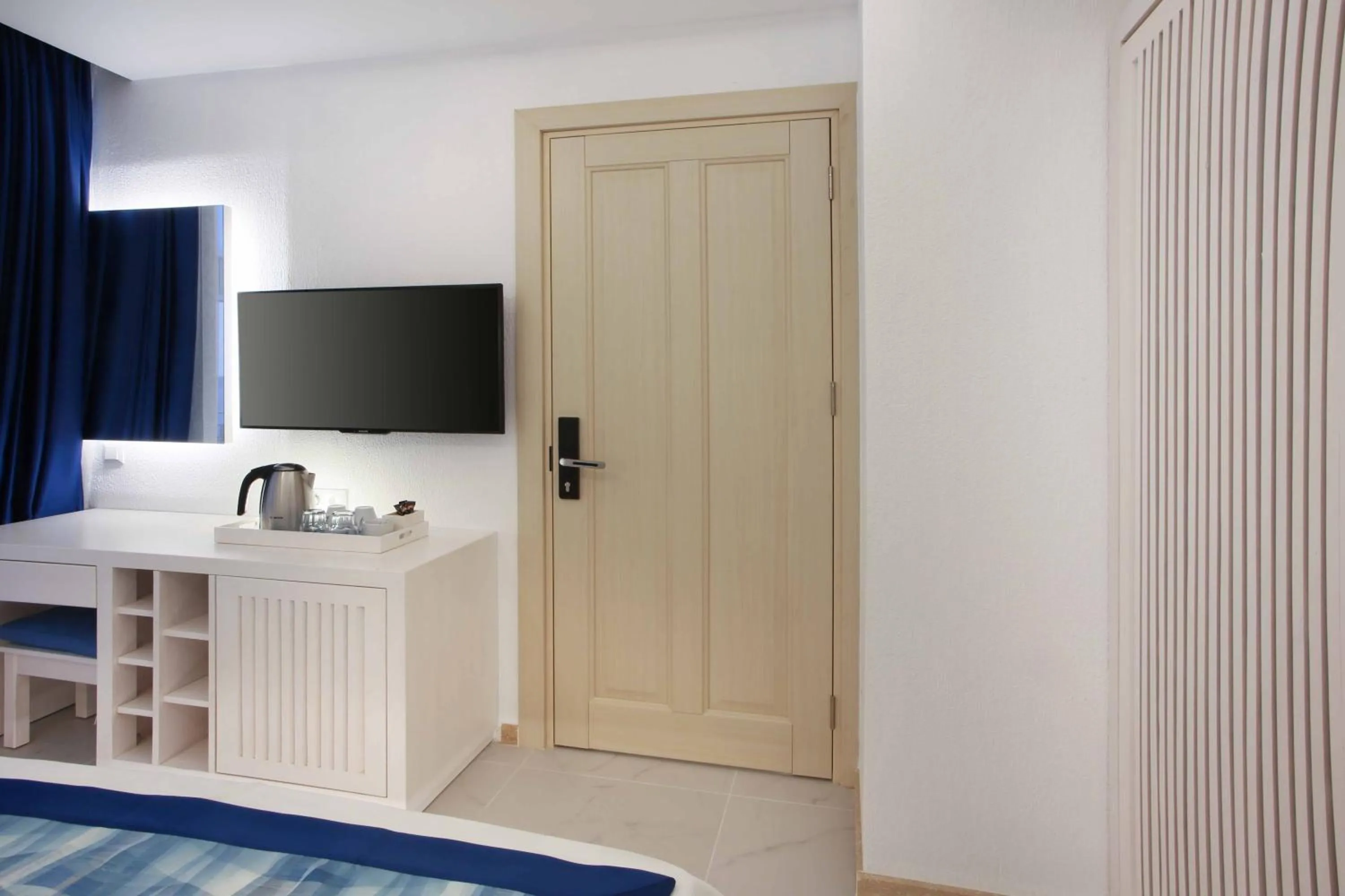 Bedroom in Nur Beach Hotel