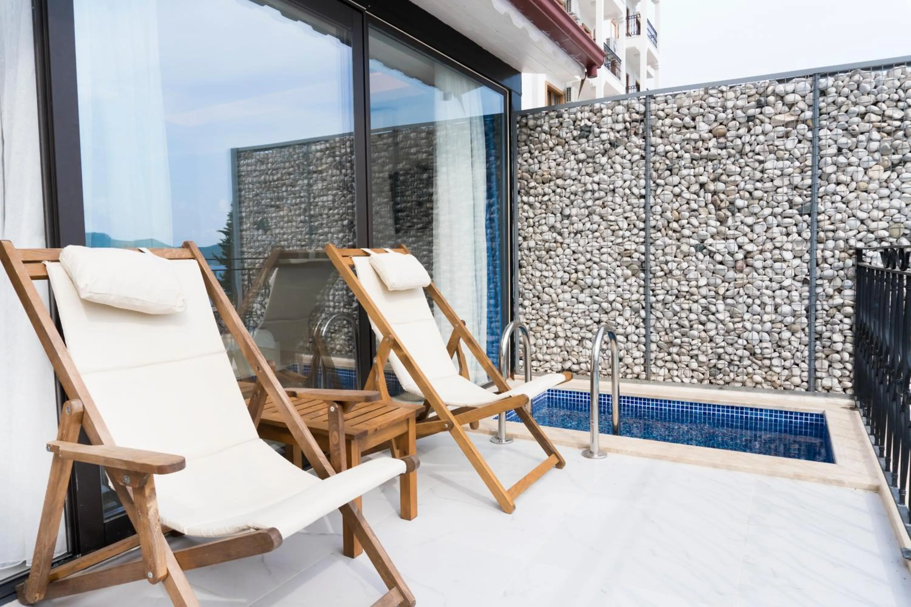 Balcony/Terrace in Nur Beach Hotel
