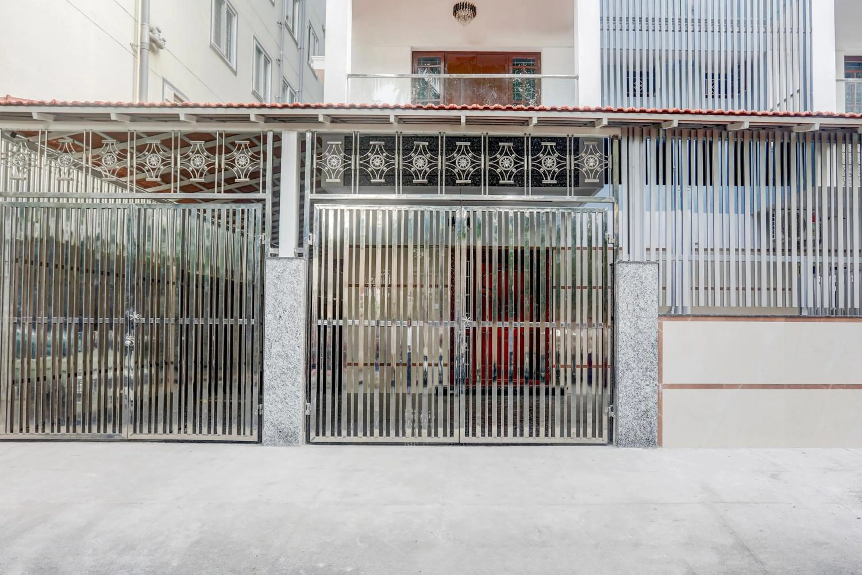 Facade/entrance in Super Townhouse Madiwala Lake Park