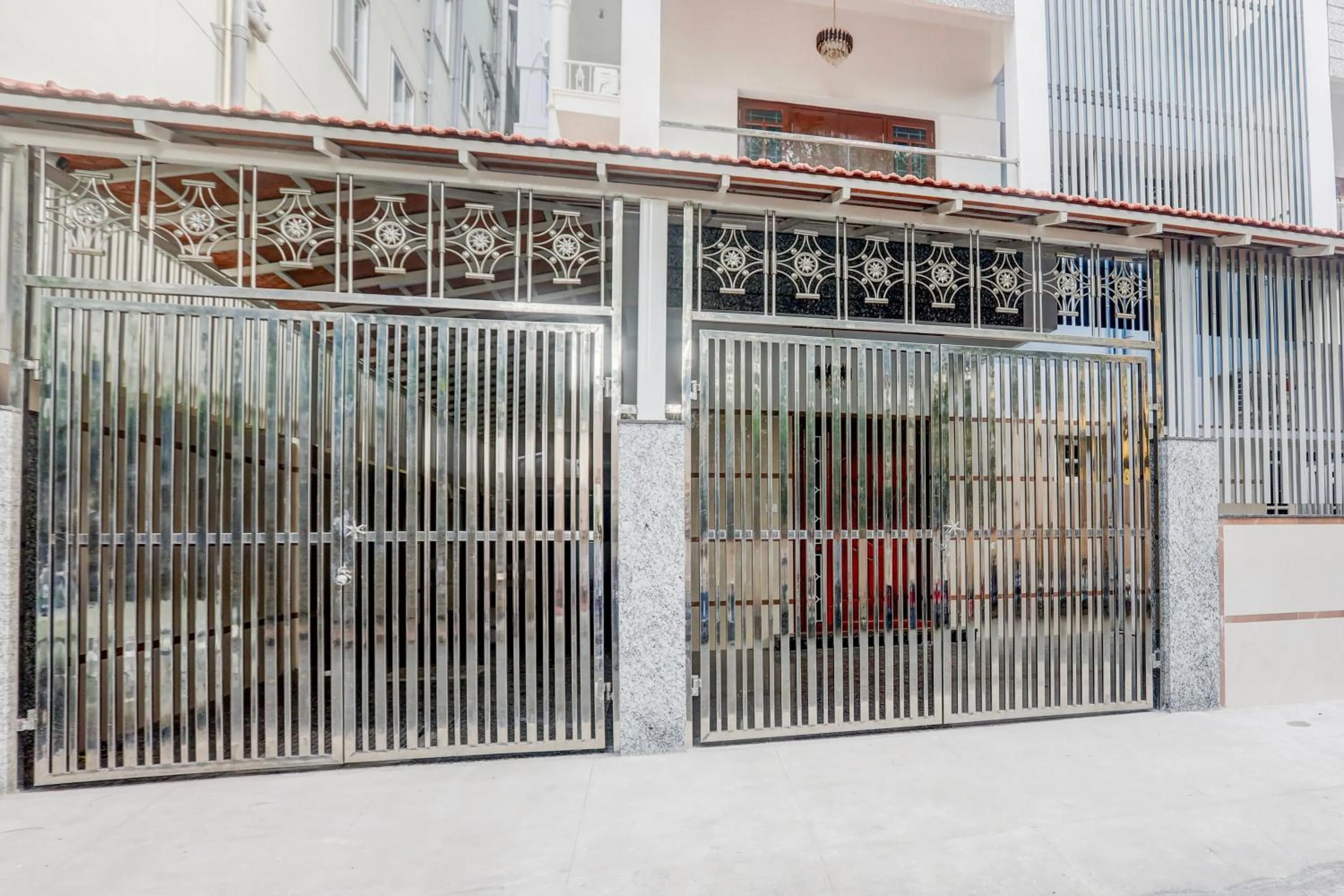 Facade/entrance in Super Townhouse Madiwala Lake Park