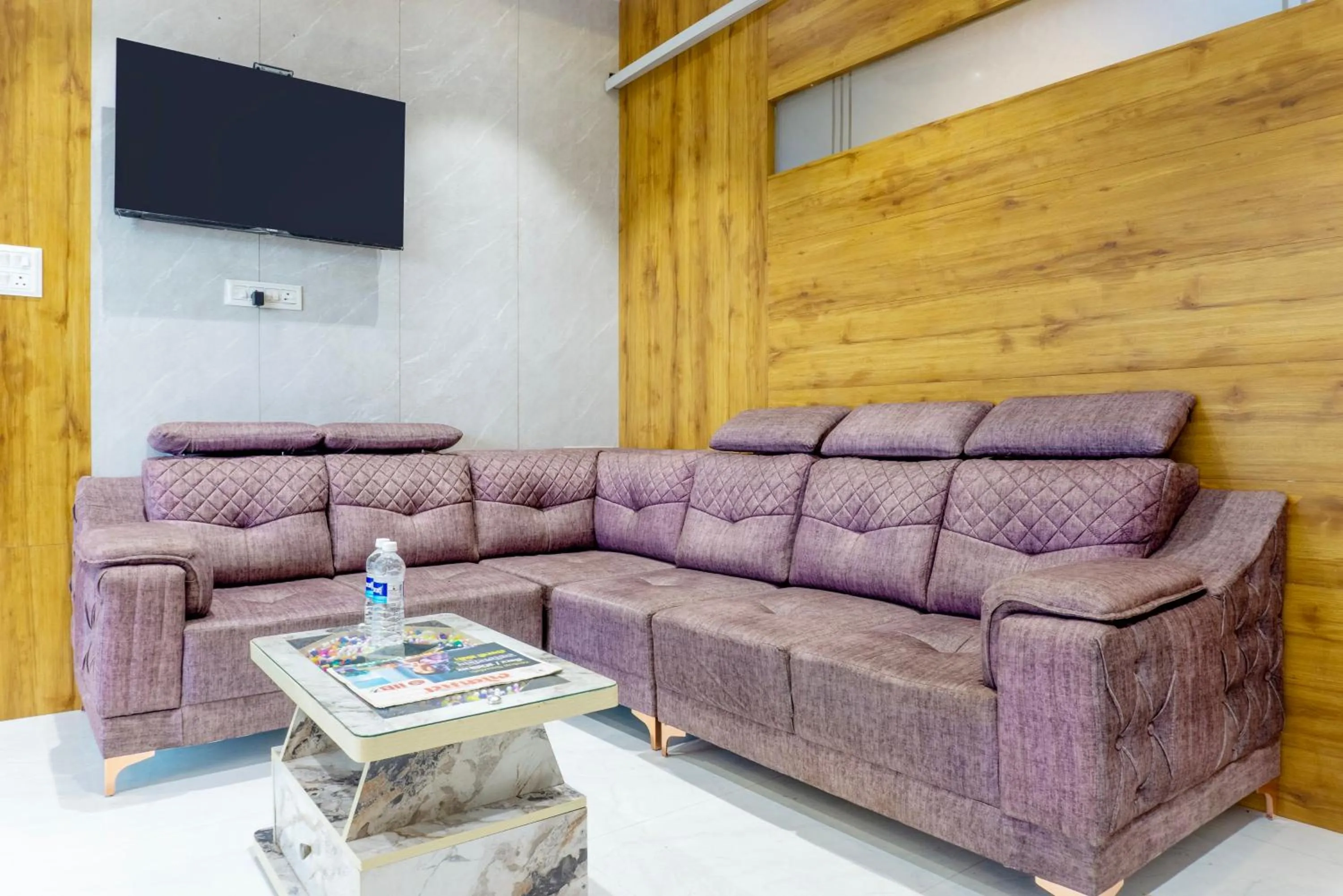 Seating area in Treebo Aura Inn Regency