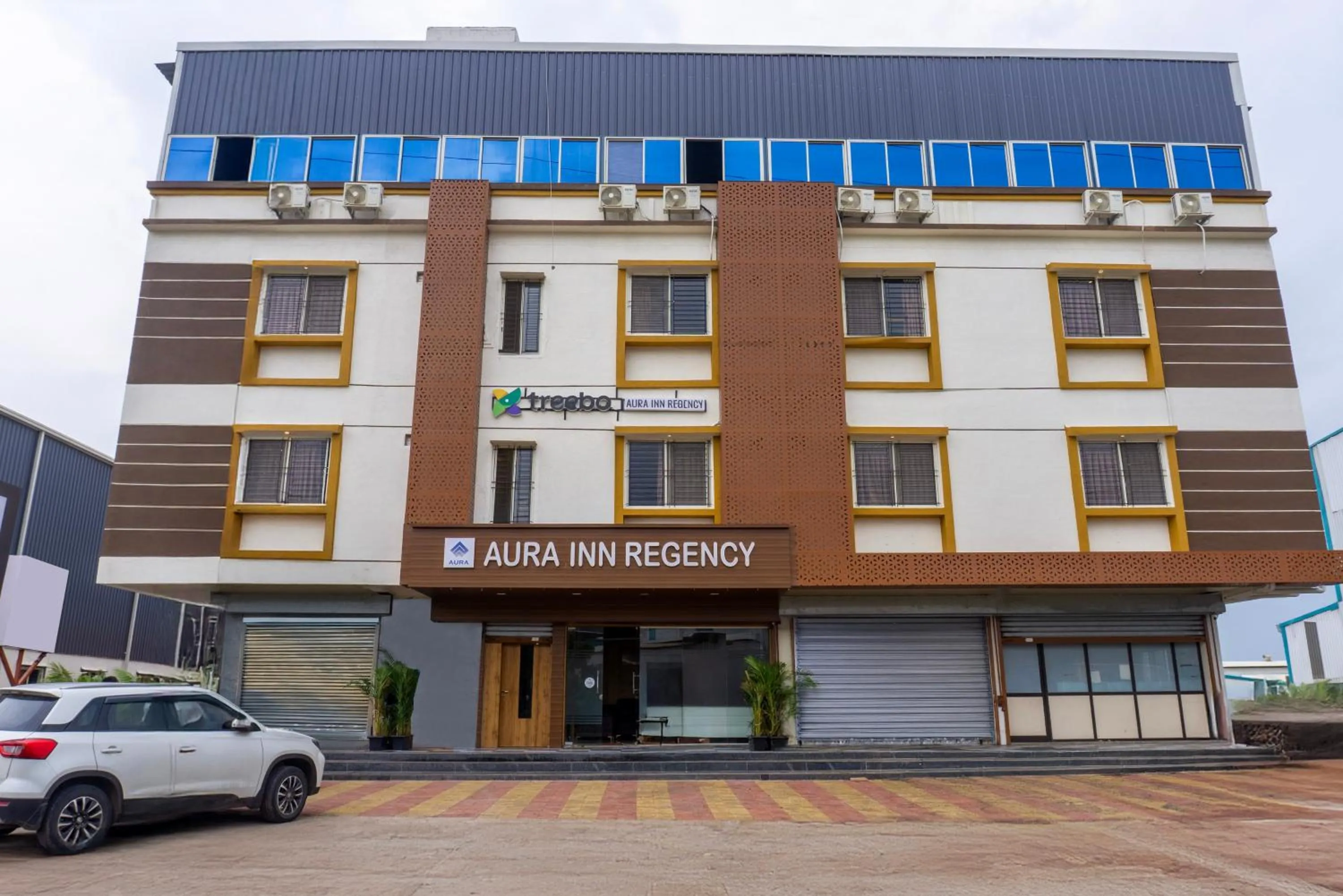 Property building in Treebo Aura Inn Regency