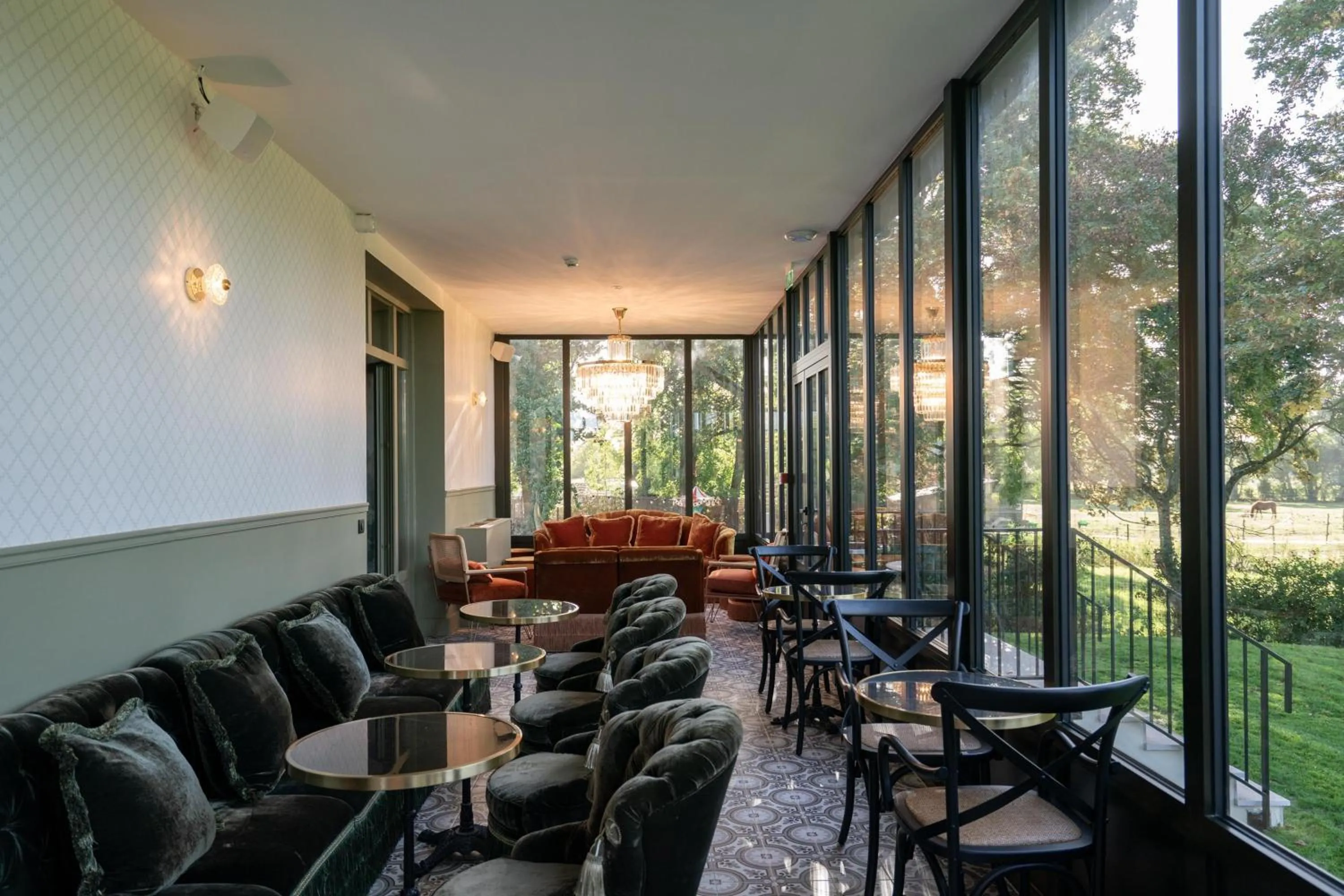 Breakfast in Villa Edmond Hôtel & Spa - Maison Blanche Bièvres
