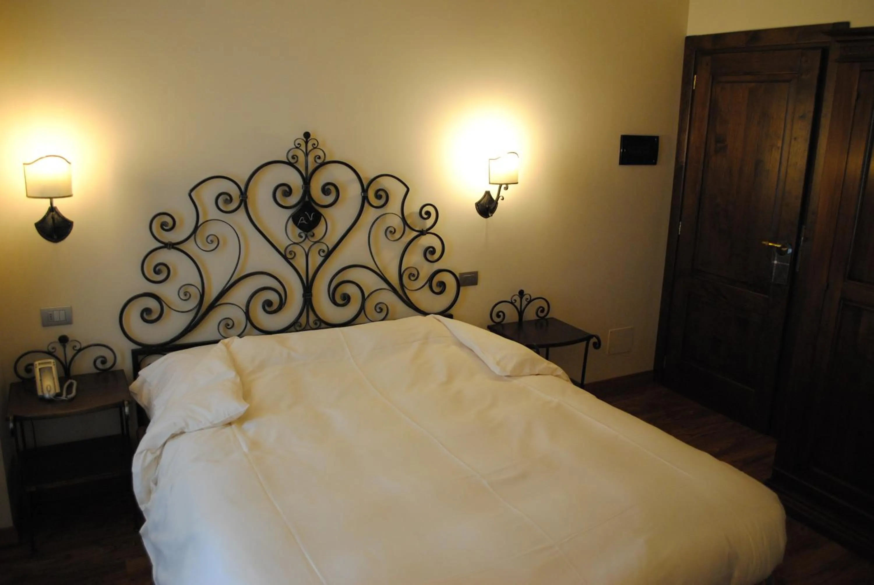 Bed in Albergo Venturelli