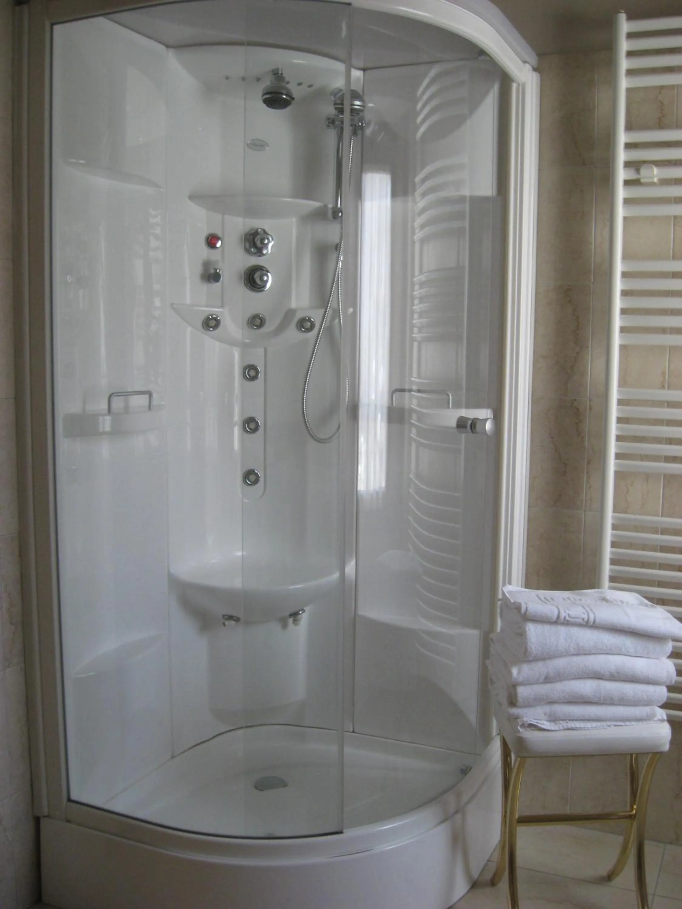 Bathroom in Albergo Venturelli