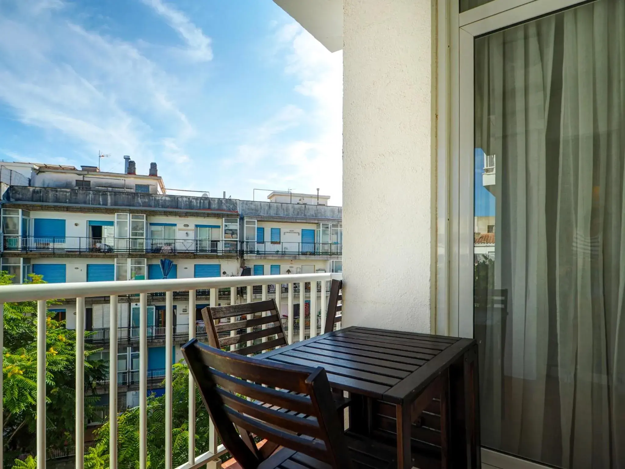 Warm Sands Apartment by Hello Homes Sitges Warm Sands Apartment by Hello Homes Sitges