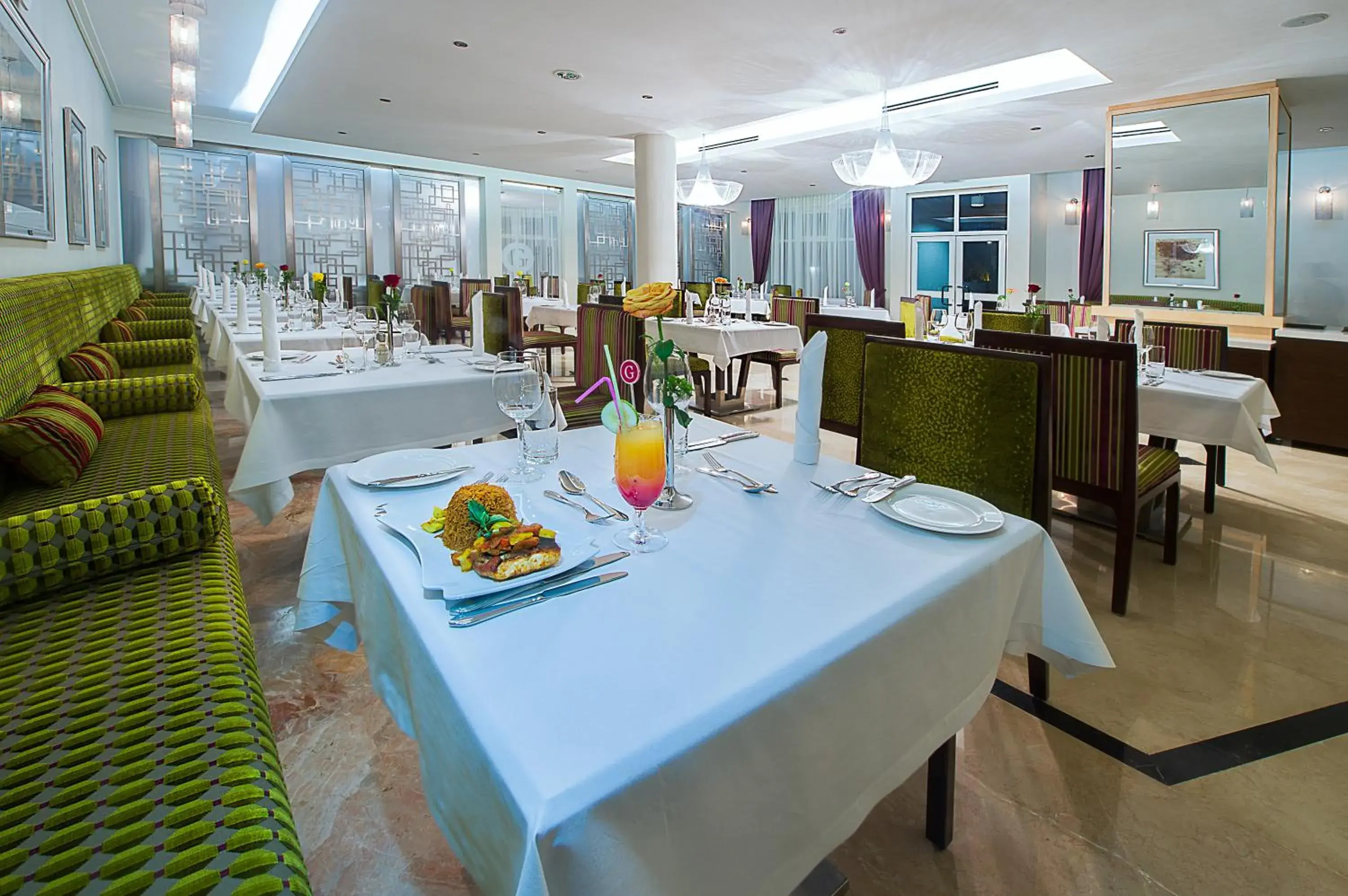 Lunch in The George Hotel Lunch in The George Hotel