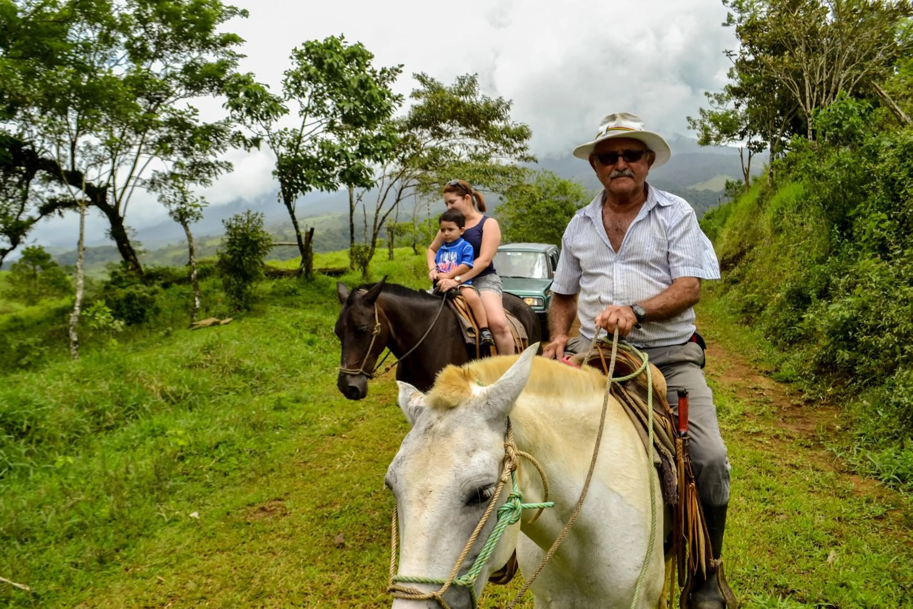 Activities in Termales del Bosque & Hot Springs