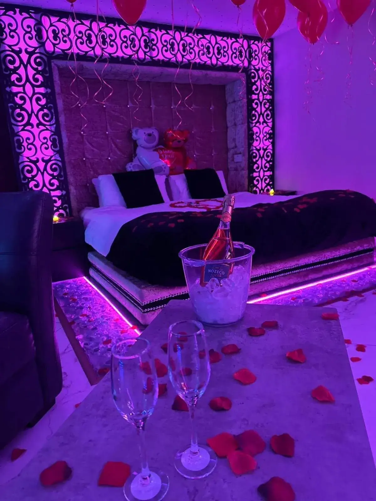 Bedroom, Bed in Mansa Apartments Bedroom, Bed in Mansa Apartments