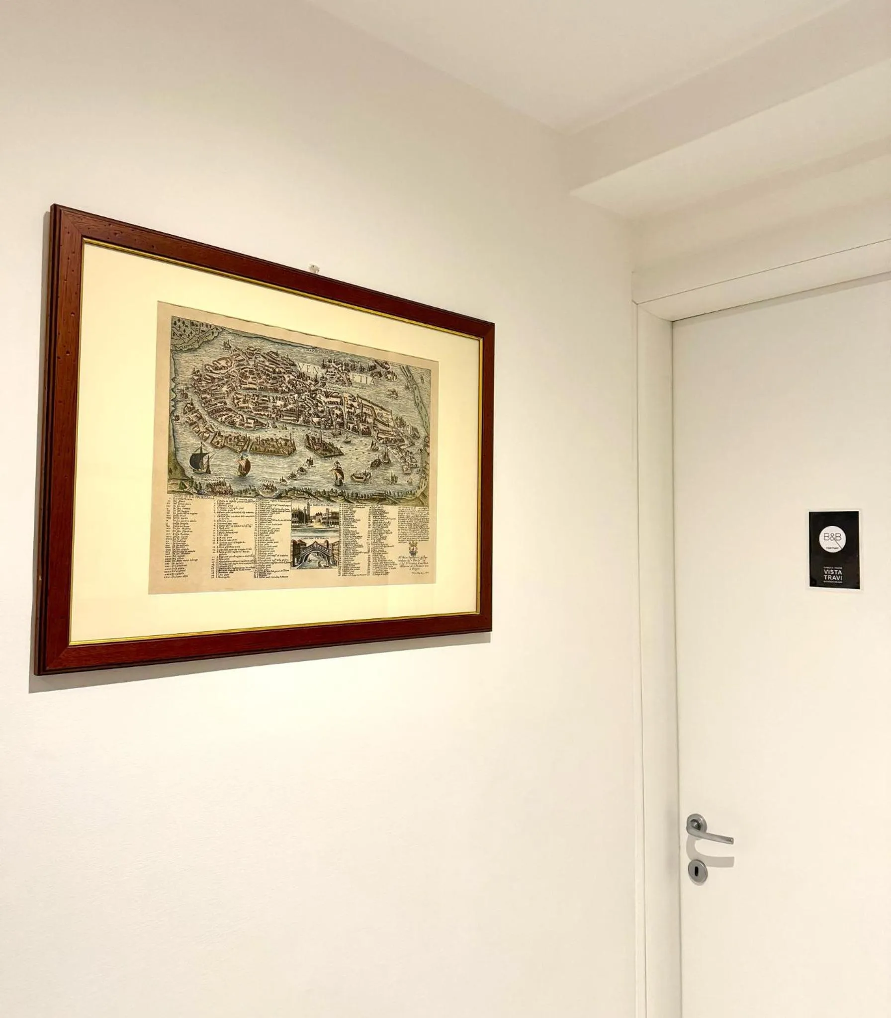 Decorative detail in B&B Fortuny