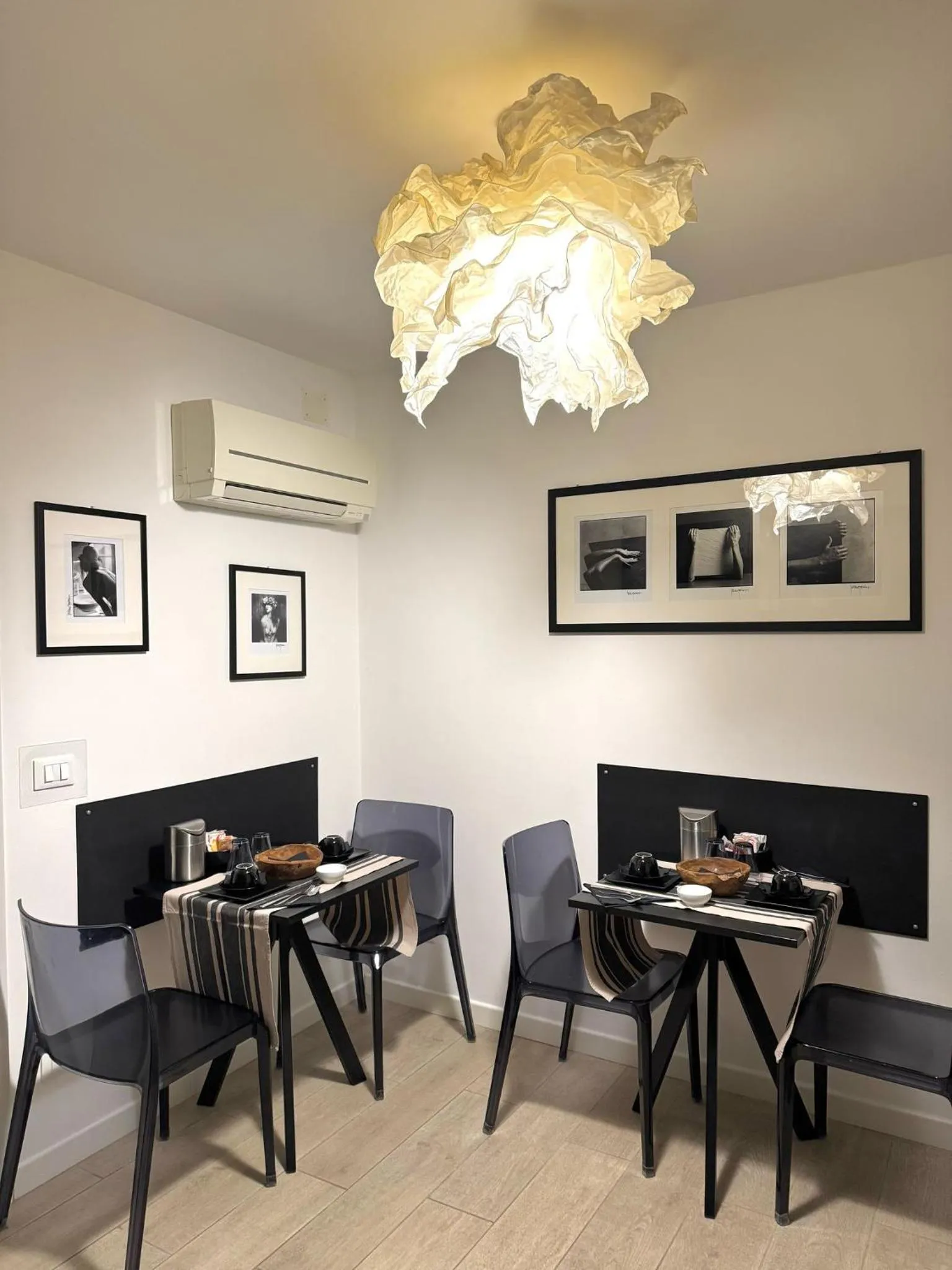 Dining area in B&B Fortuny