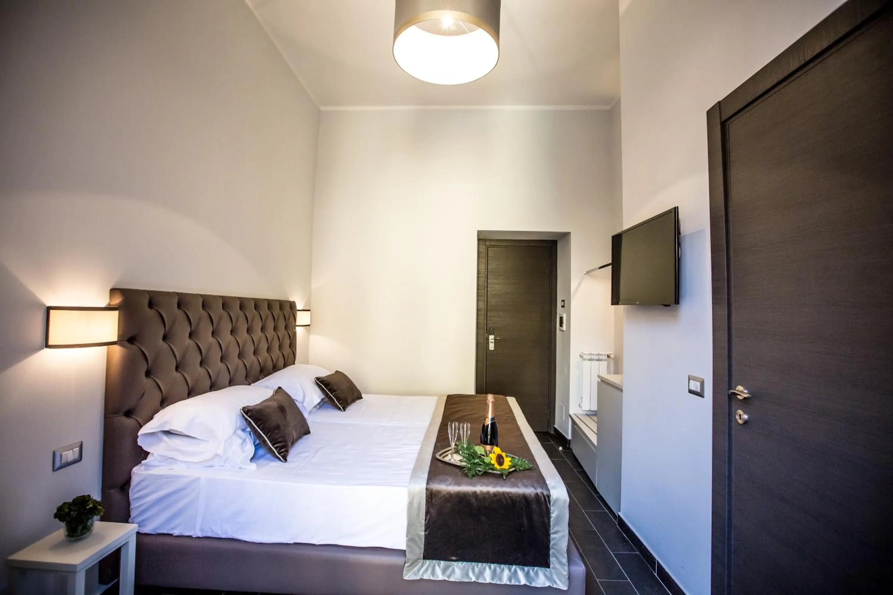 TV and multimedia, Bed in San Pietro Leisure and Luxury