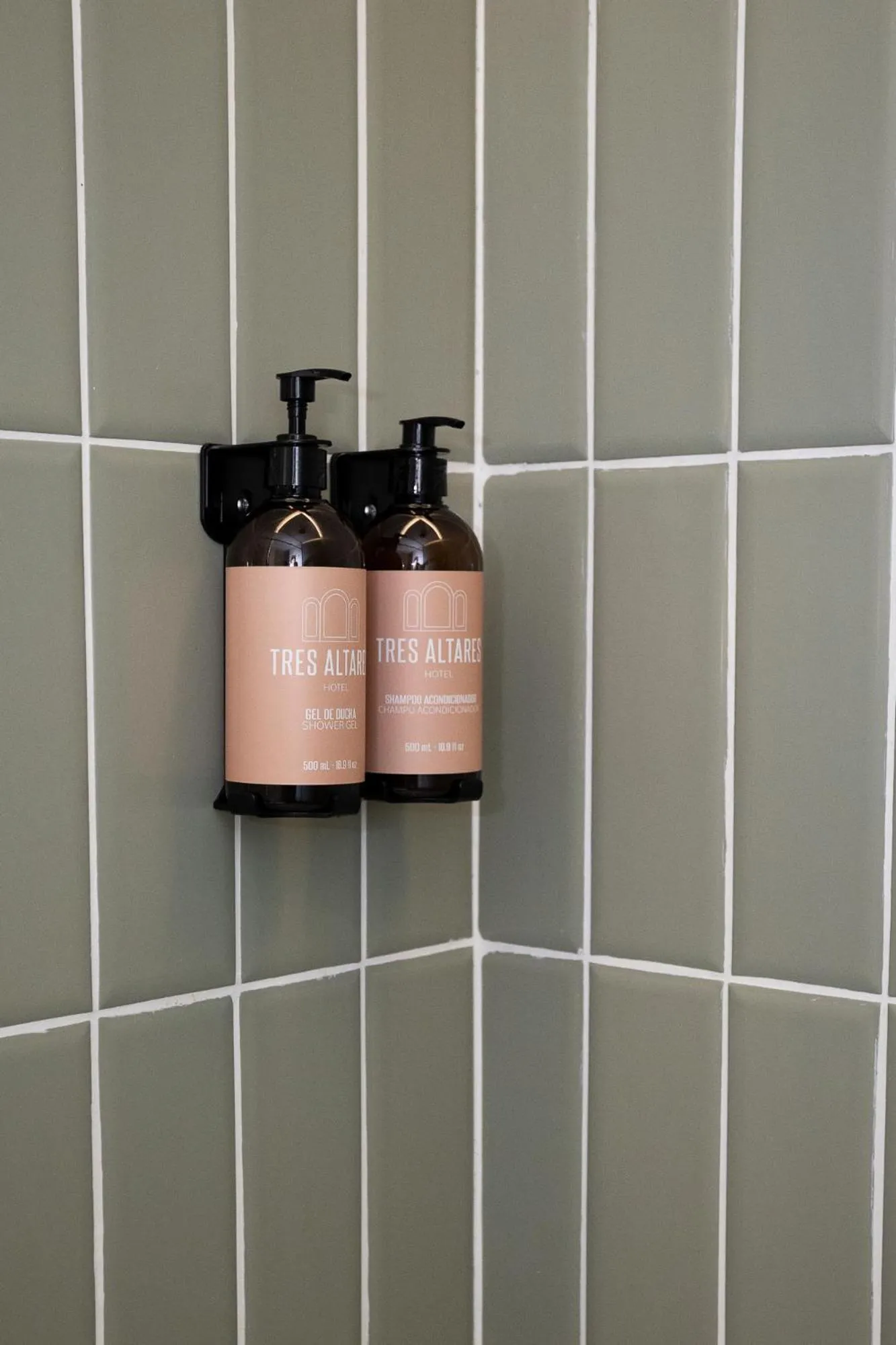 Hotel Tres Altares Sabaneta