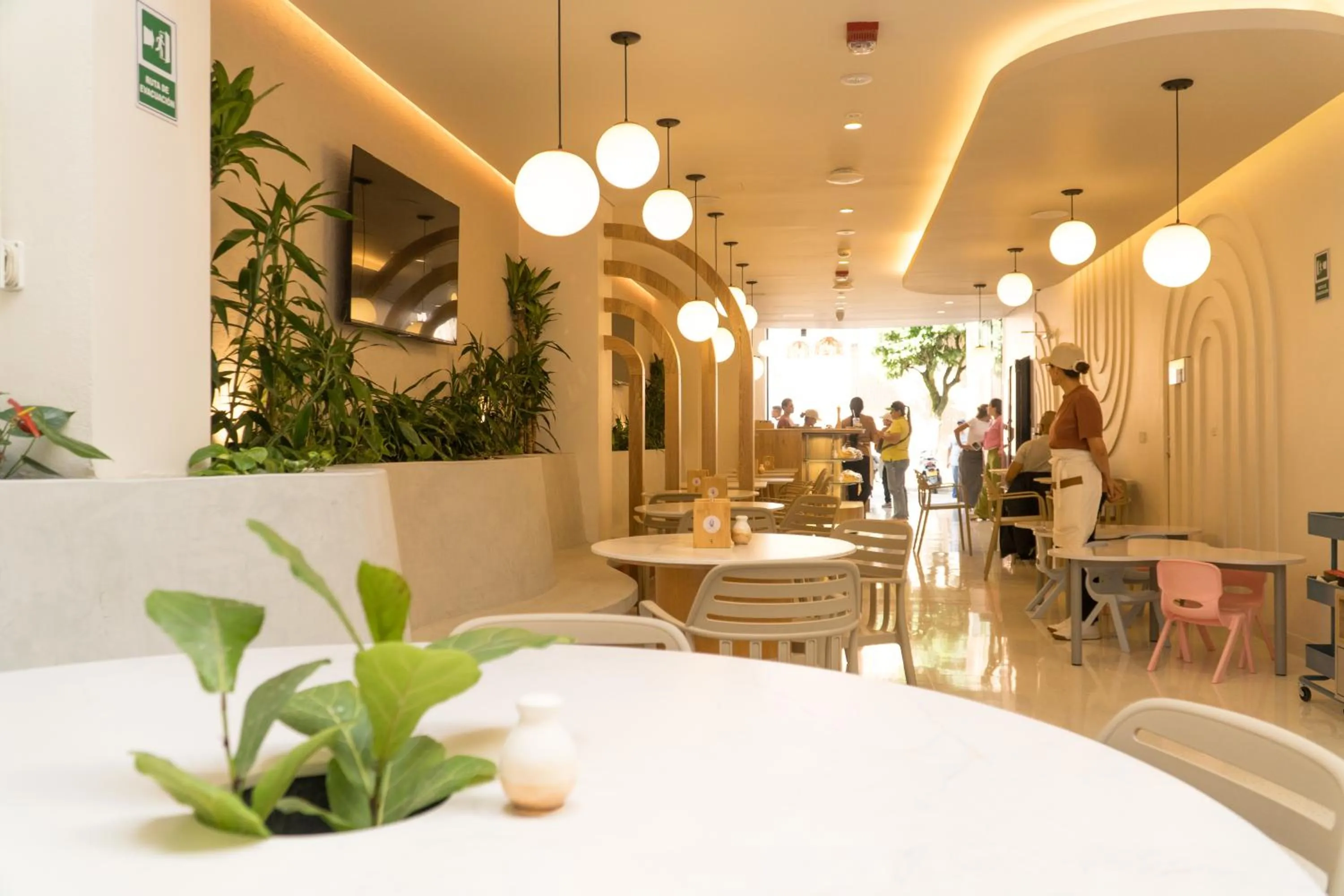 Dining area in Hotel Tres Altares Sabaneta