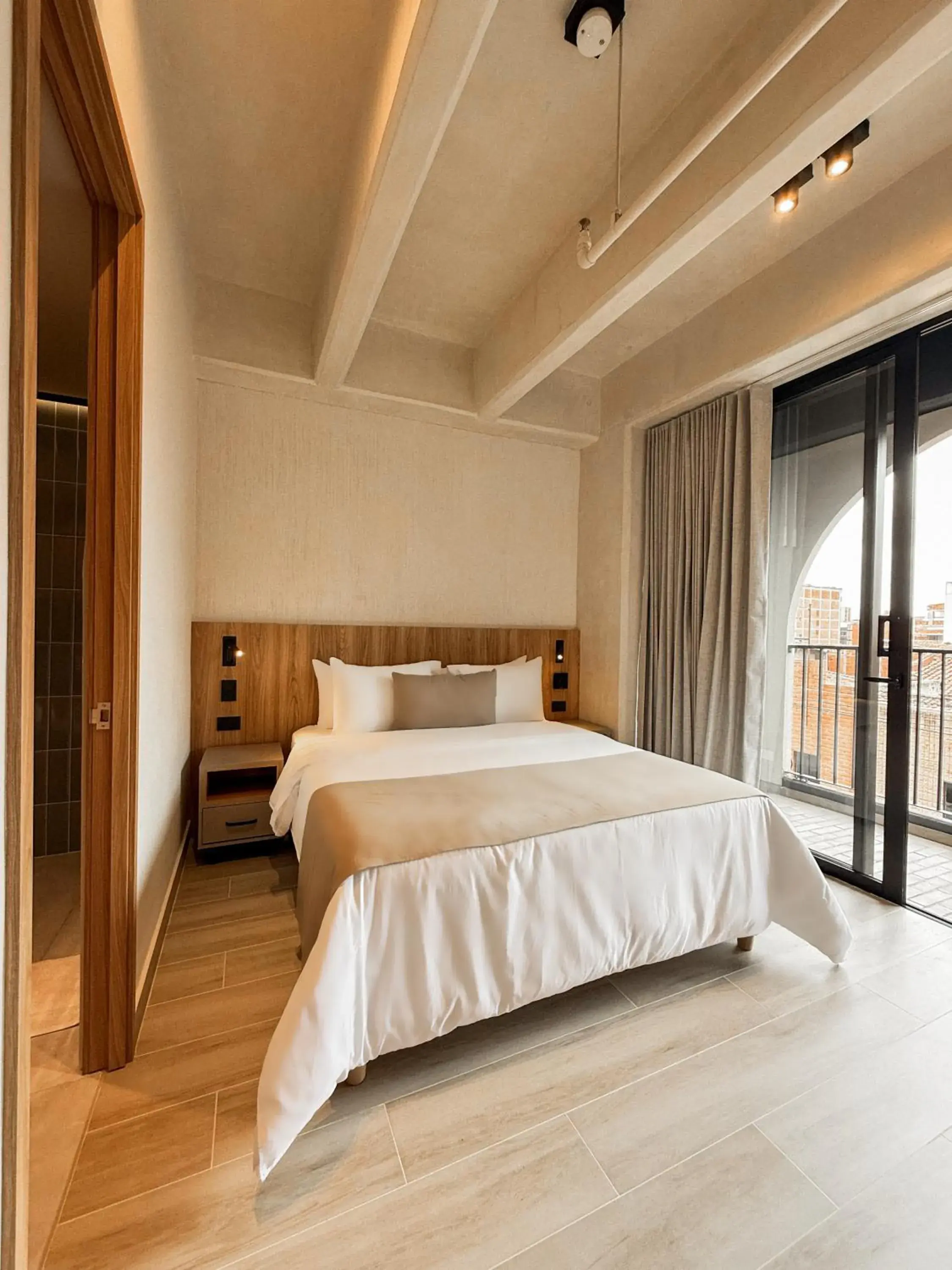 Deluxe Double Room with Balcony in Hotel Tres Altares Sabaneta Deluxe Double Room with Balcony in Hotel Tres Altares Sabaneta