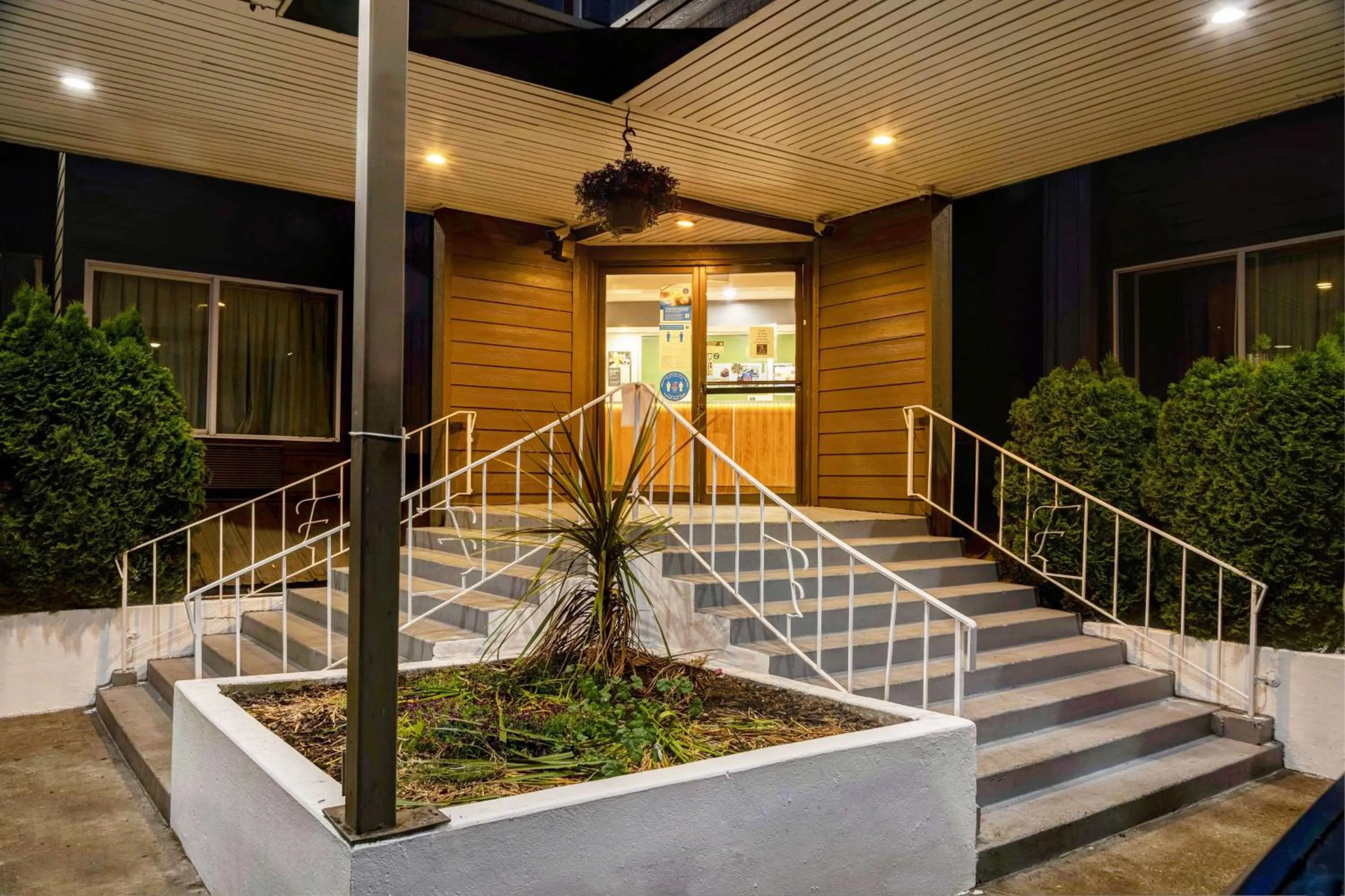 Property building in Studio 6-Portland, OR