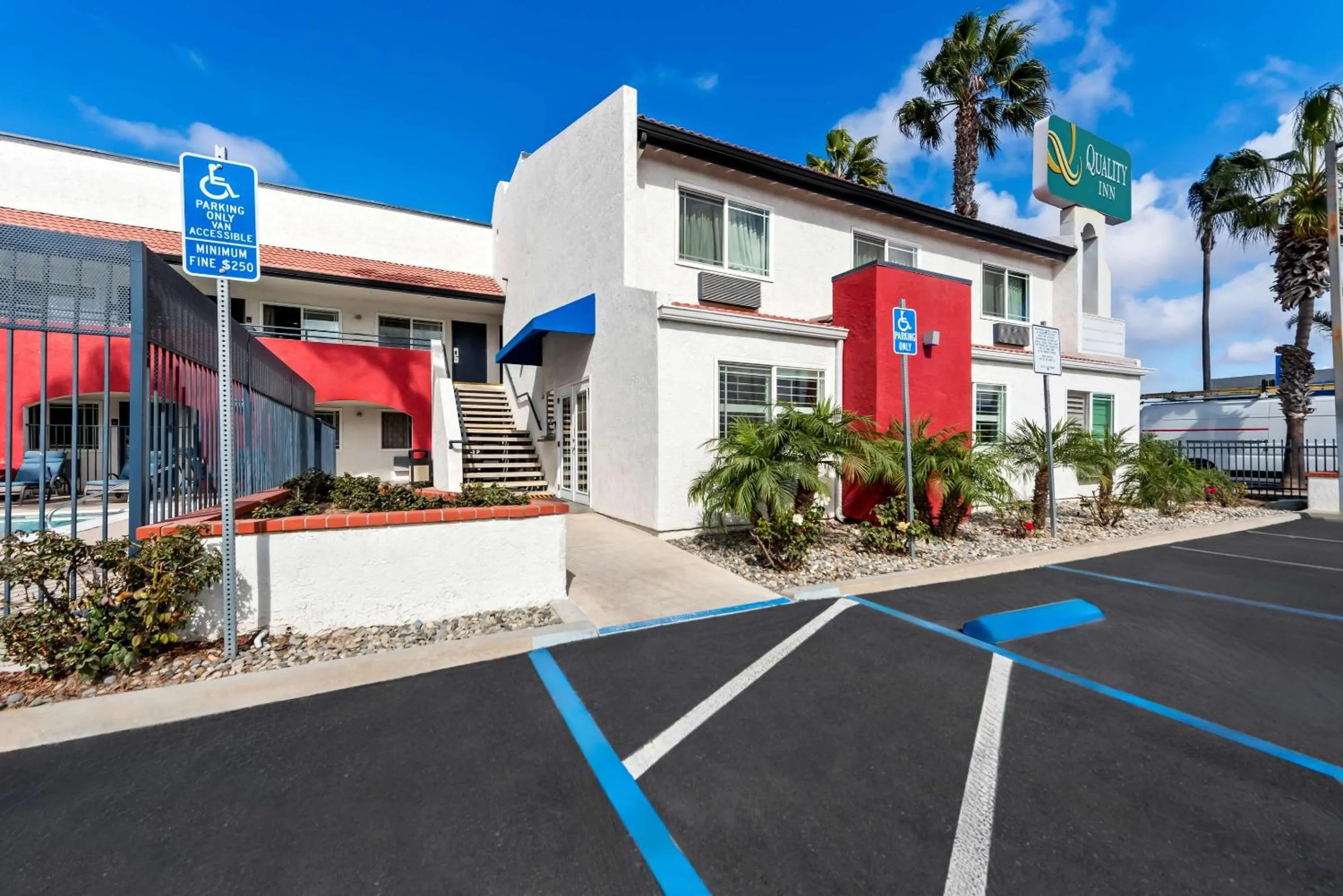 Property building in Quality Inn San Diego South - Chula Vista