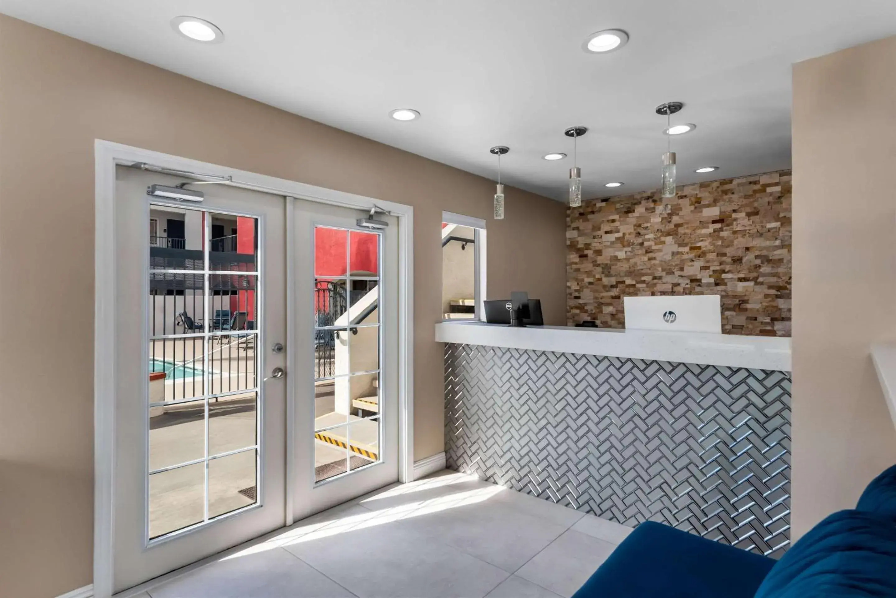 Lobby or reception, Bed in SureStay Plus Hotel by Best Western Chula Vista West Lobby or reception, Bed in SureStay Plus Hotel by Best Western Chula Vista West