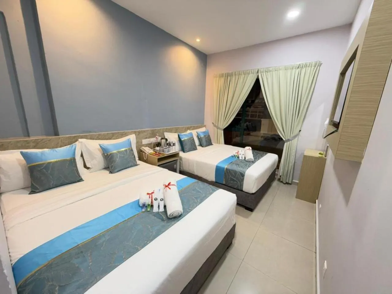 Photo of the whole room, Bed in AQ Hotel Bukit Bintang