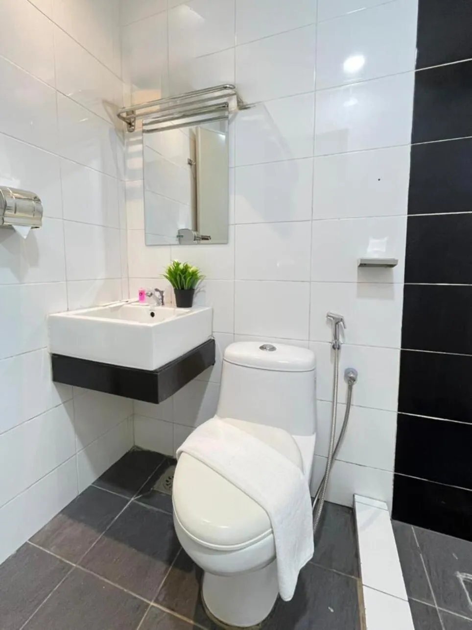 Toilet in AQ Hotel Bukit Bintang