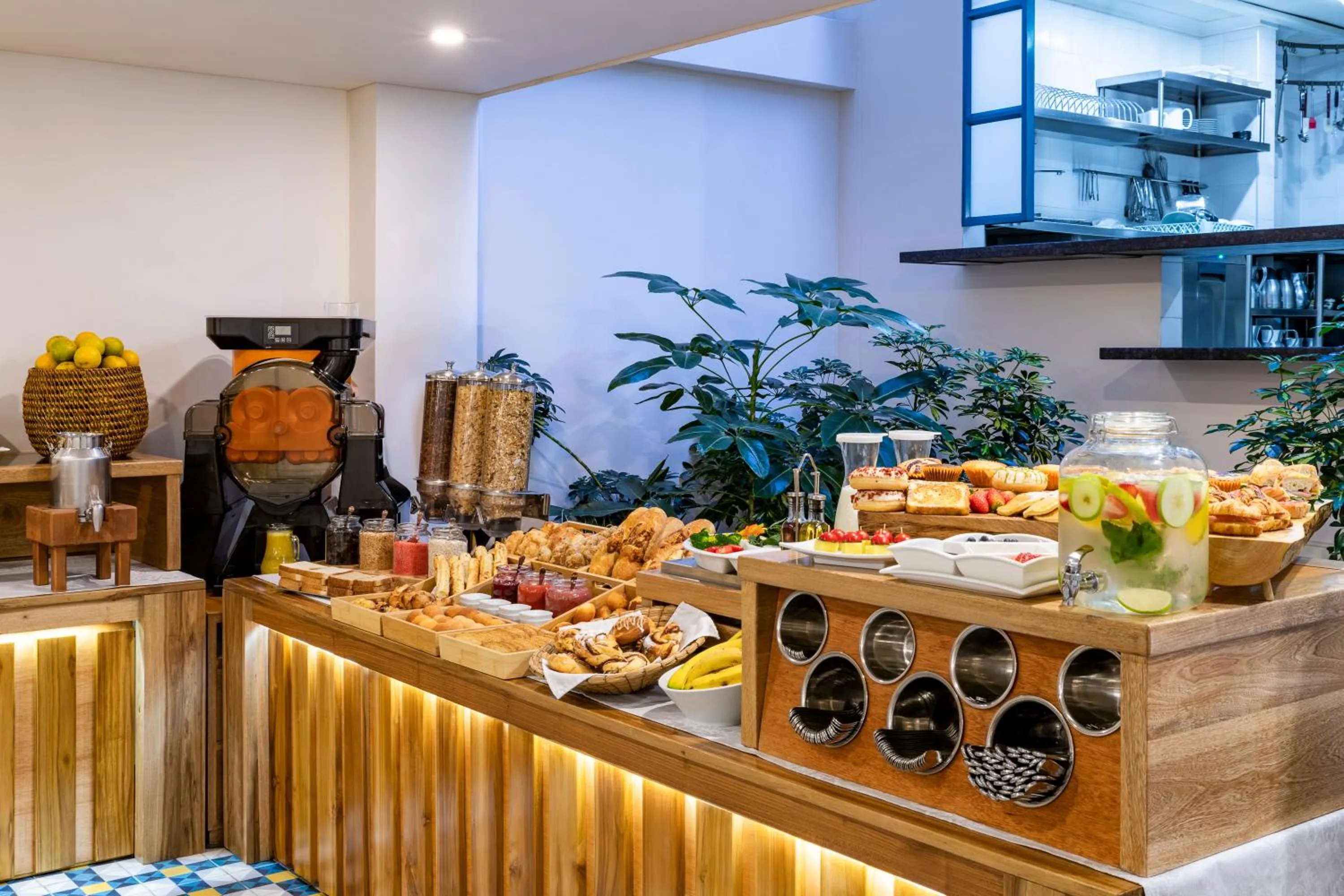 Food and drinks in Hotel Camino de la Sal