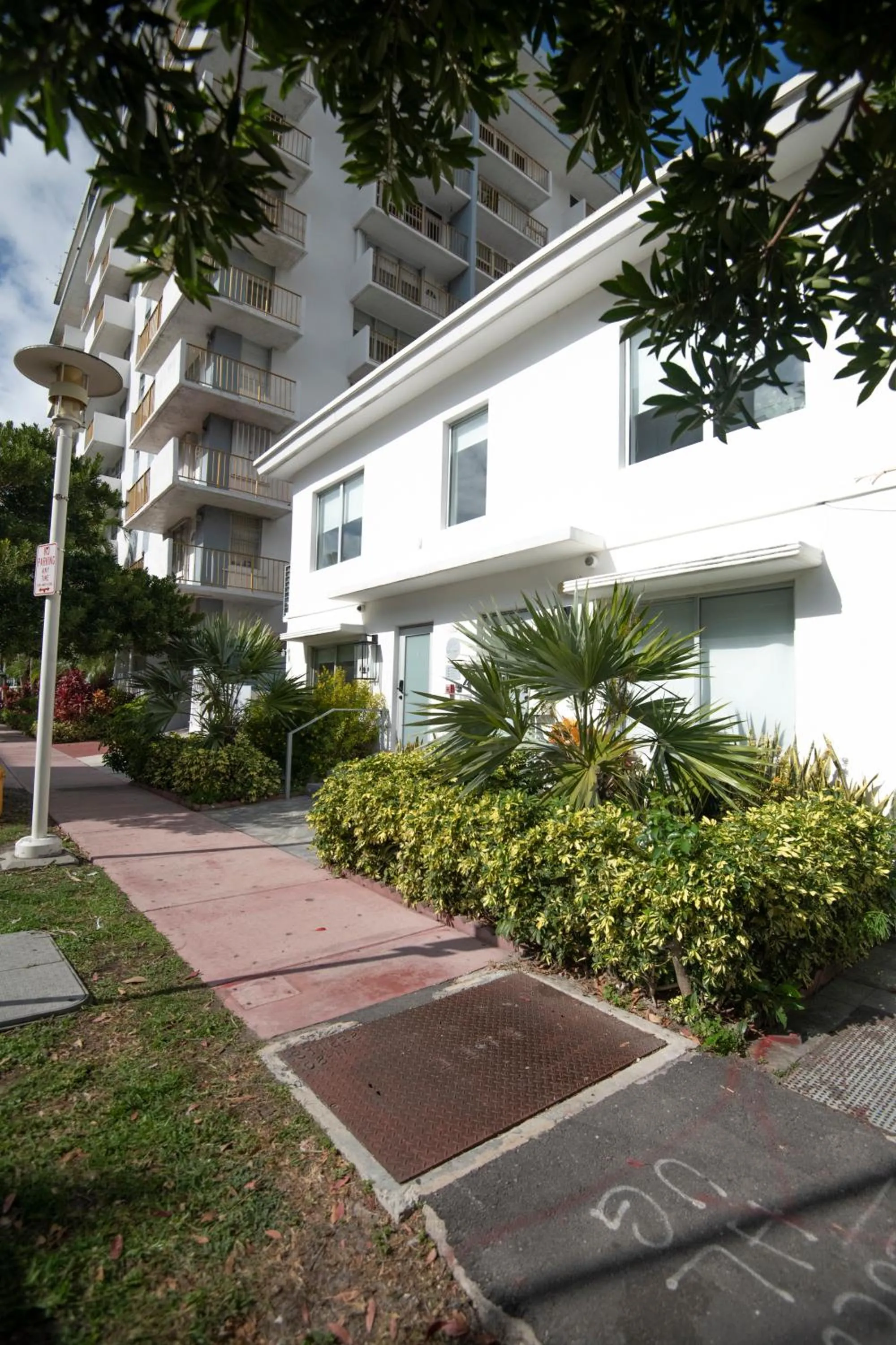 Property building in Agave on the Beach