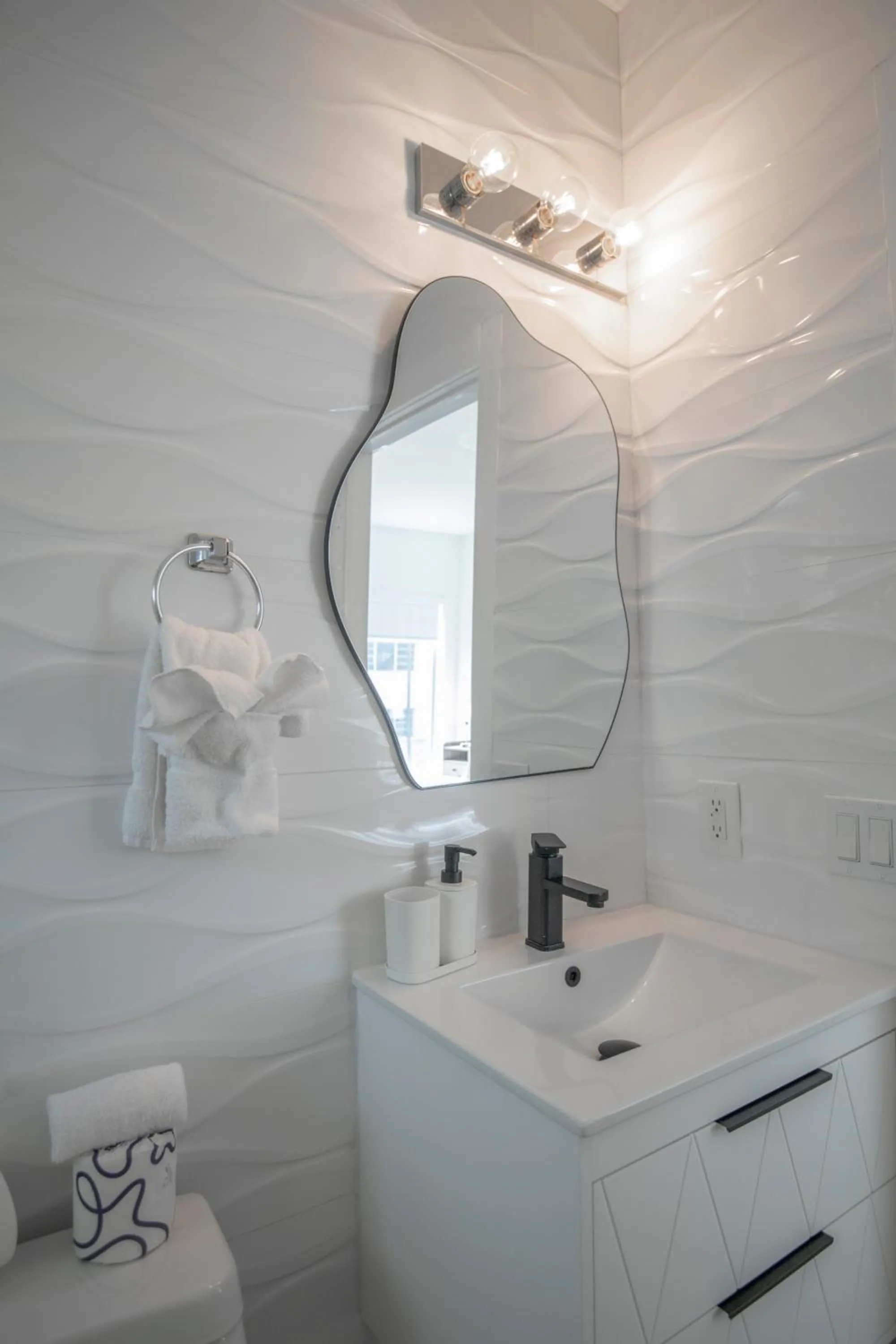 Bathroom in Agave on the Beach