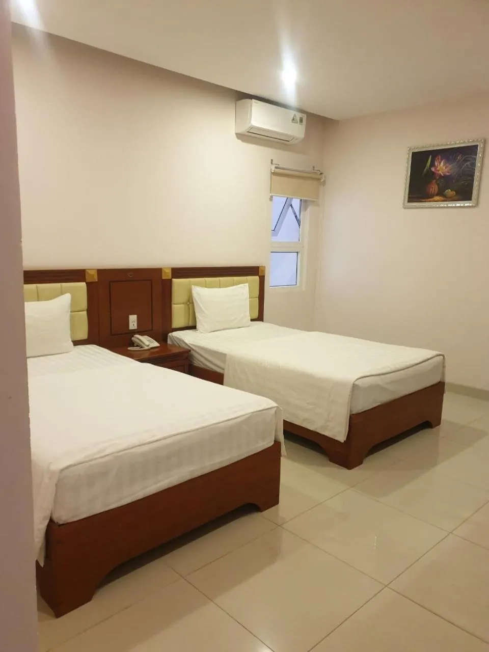 Bedroom, Bed in Hoang Ngoc Hotel