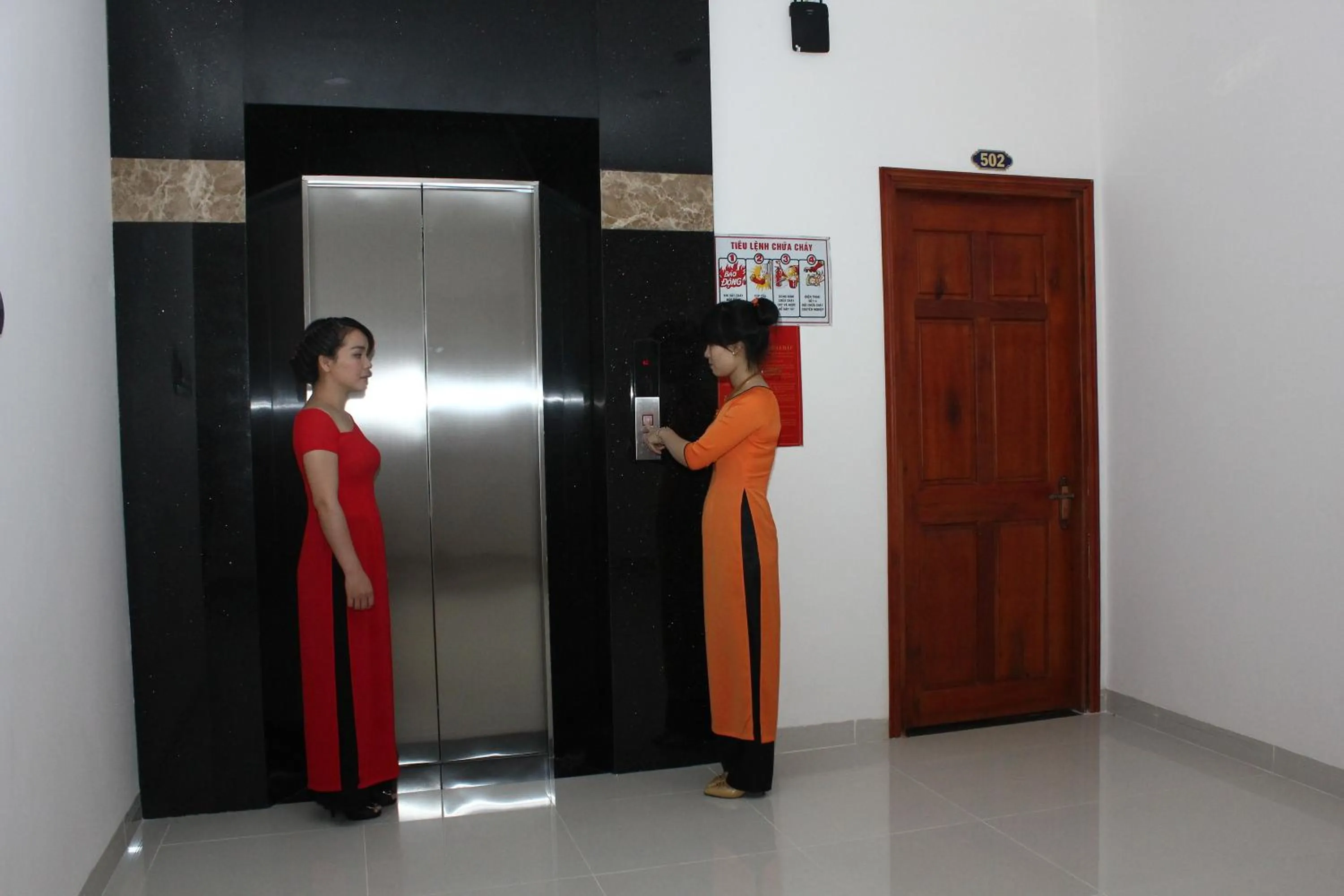 Decorative detail in Hoang Ngoc Hotel