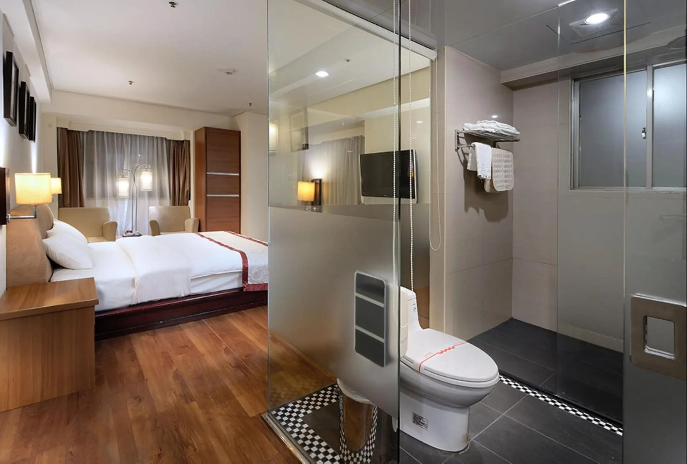 bunk bed, Bed in Cheng Pao Hotel