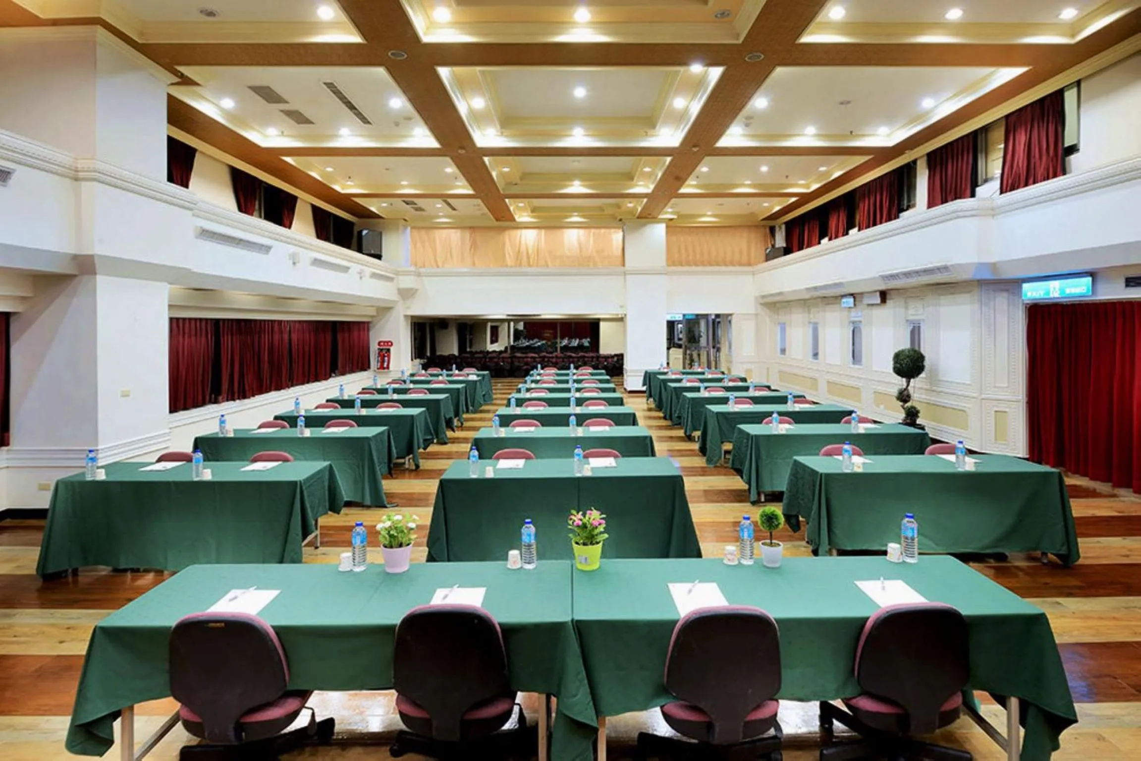 Meeting/conference room in Cheng Pao Hotel
