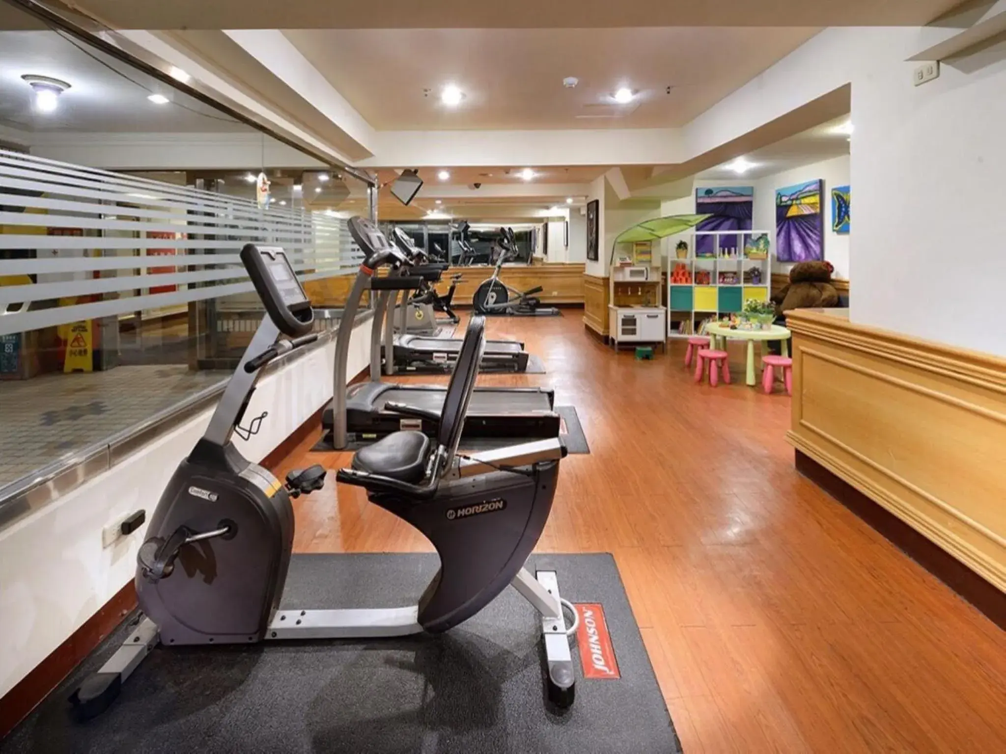 Fitness centre/facilities in Cheng Pao Hotel Fitness centre/facilities in Cheng Pao Hotel